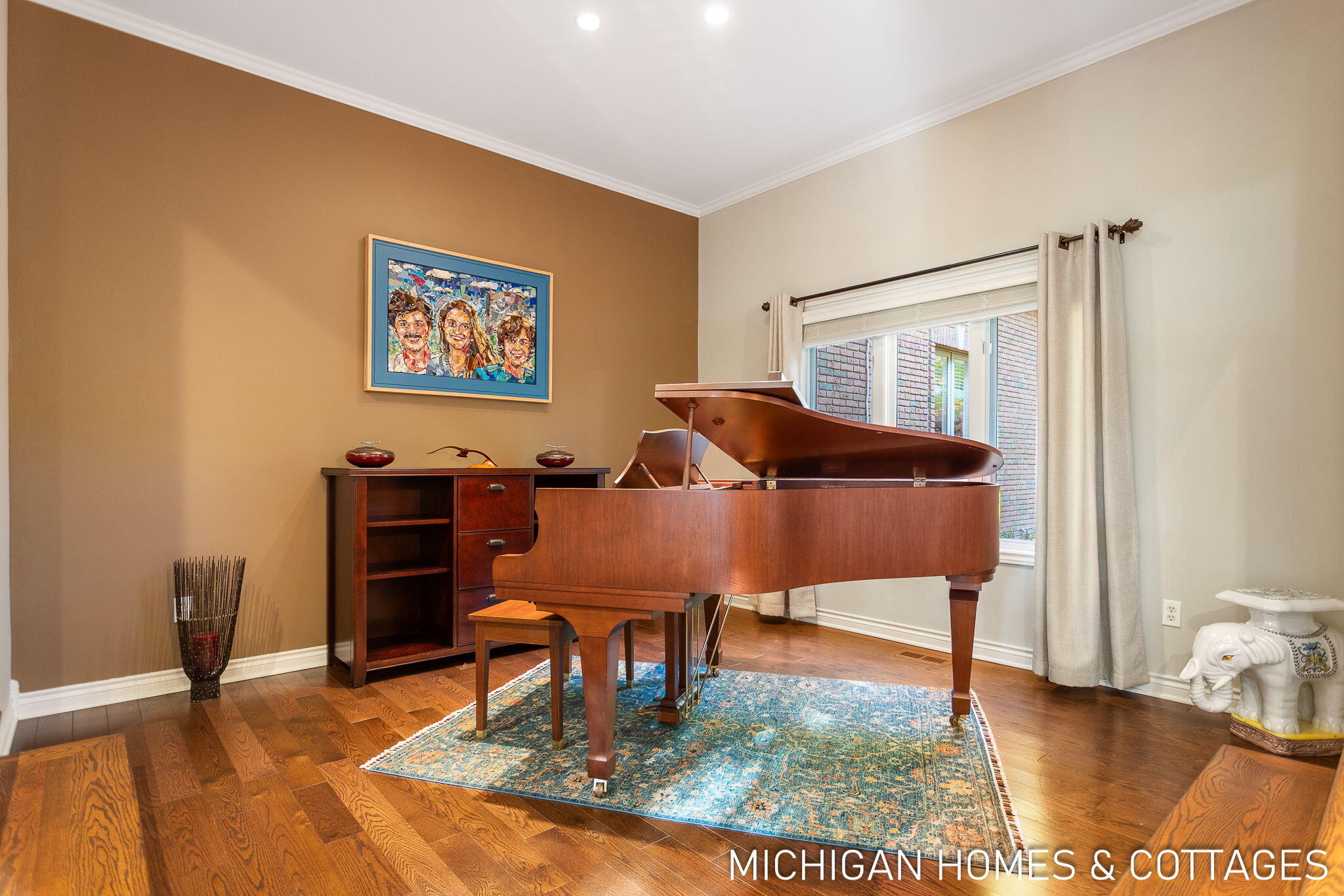 2280 Tunnel Breeze Court