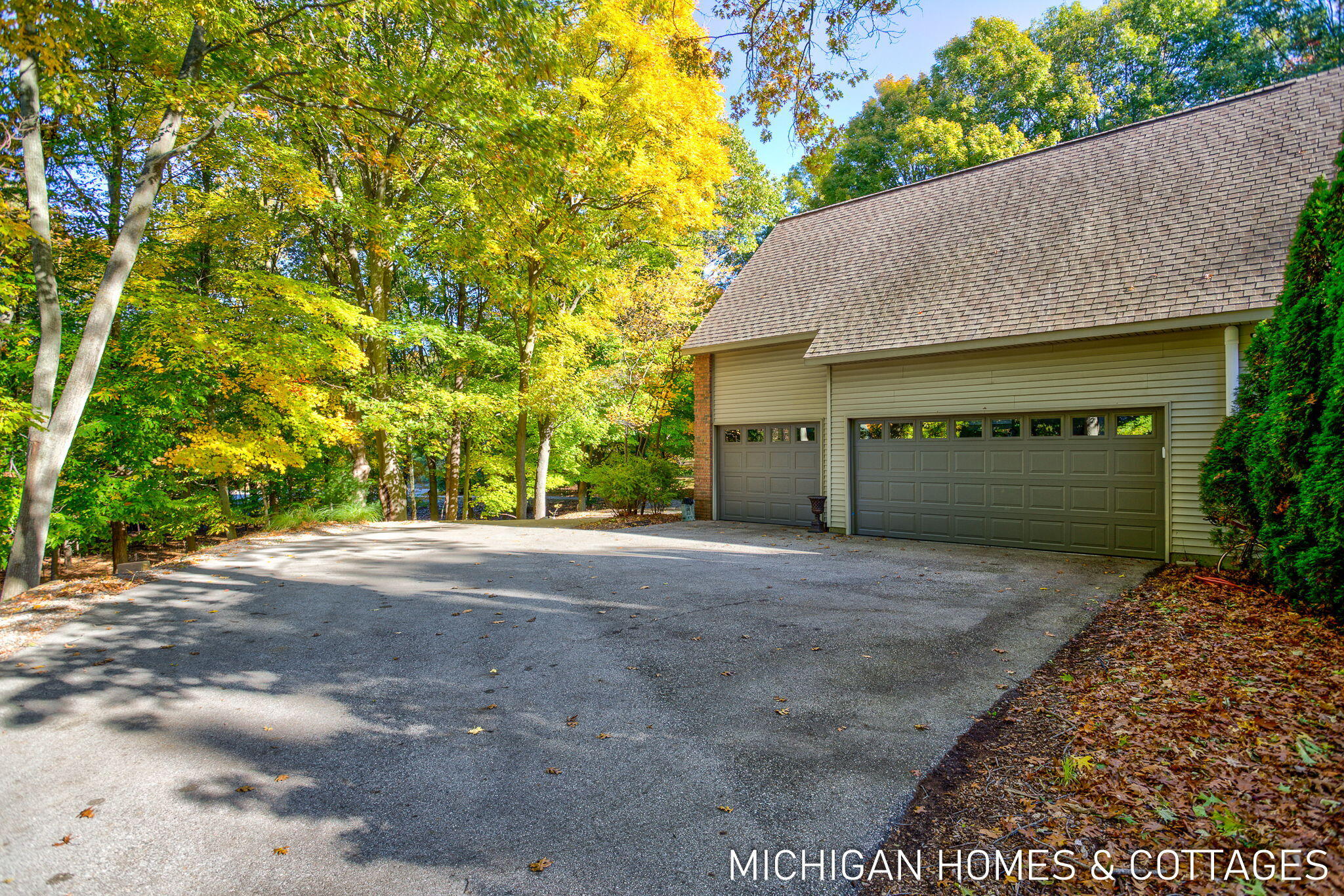 2280 Tunnel Breeze Court