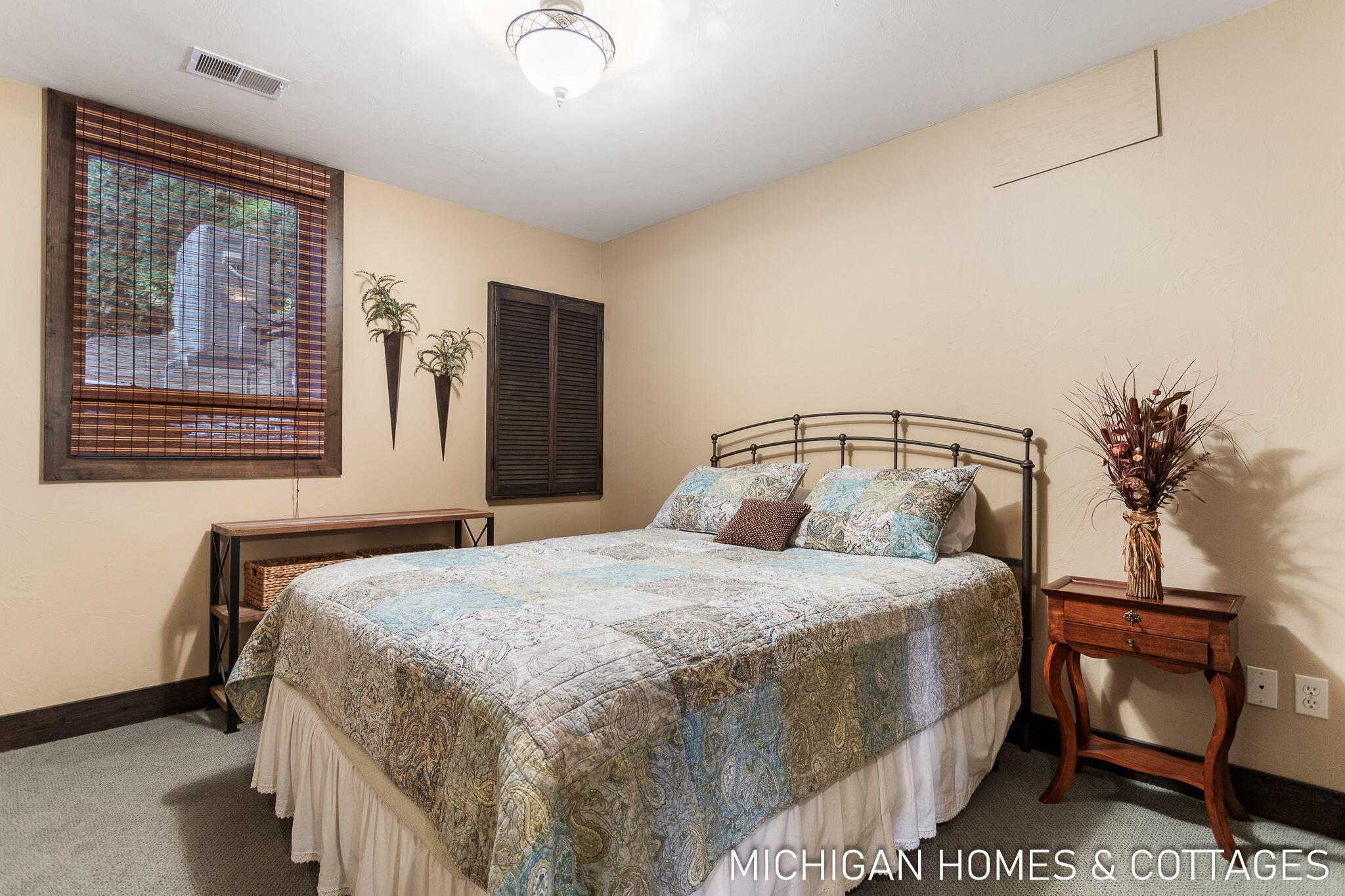 2280 Tunnel Breeze Court