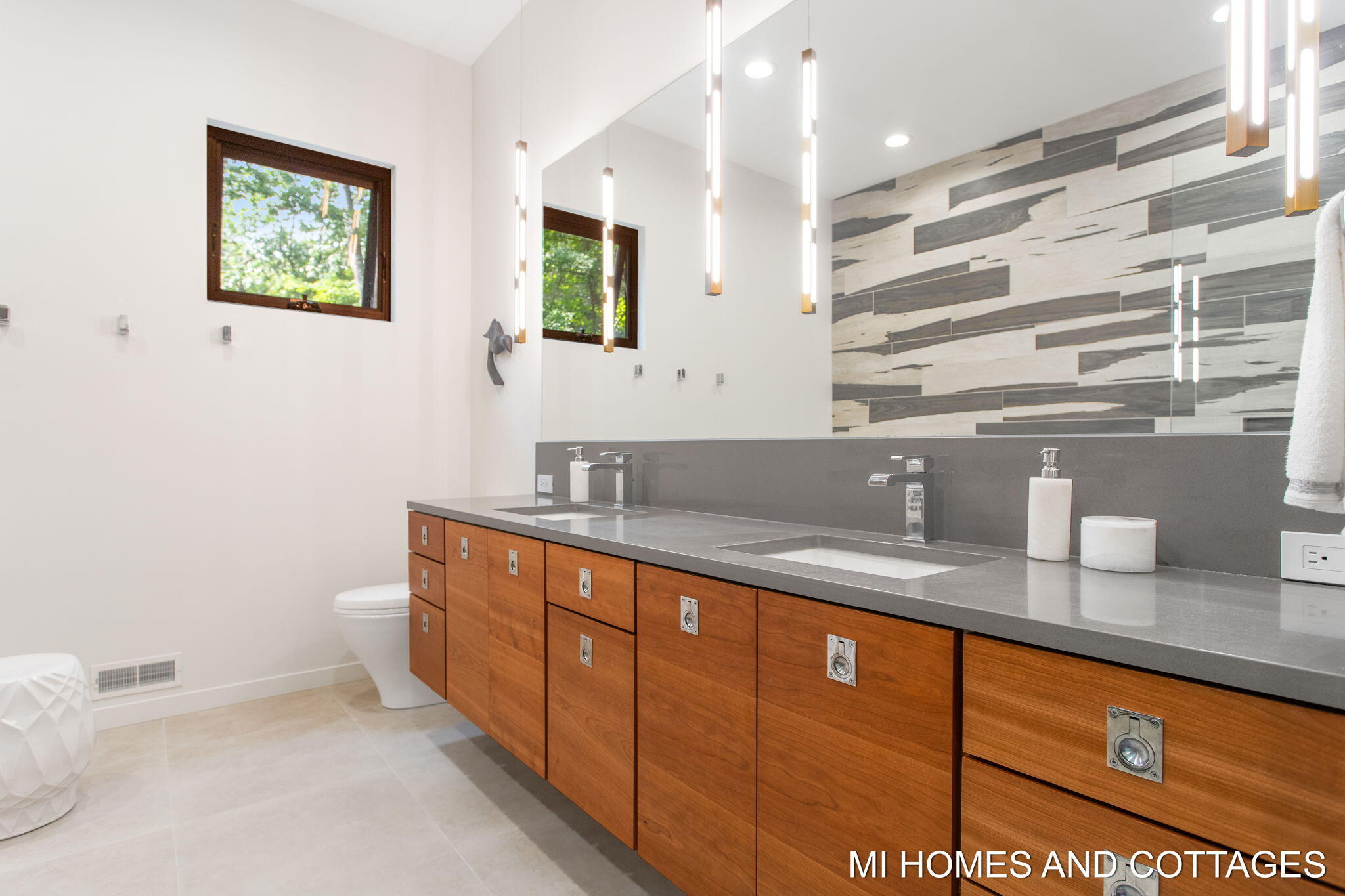 371 Dunegrass Circle Drive