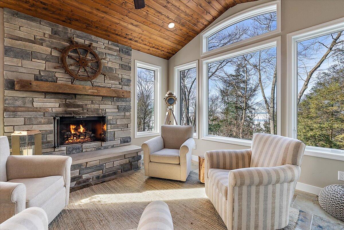 690 Dunegrass Circle Drive