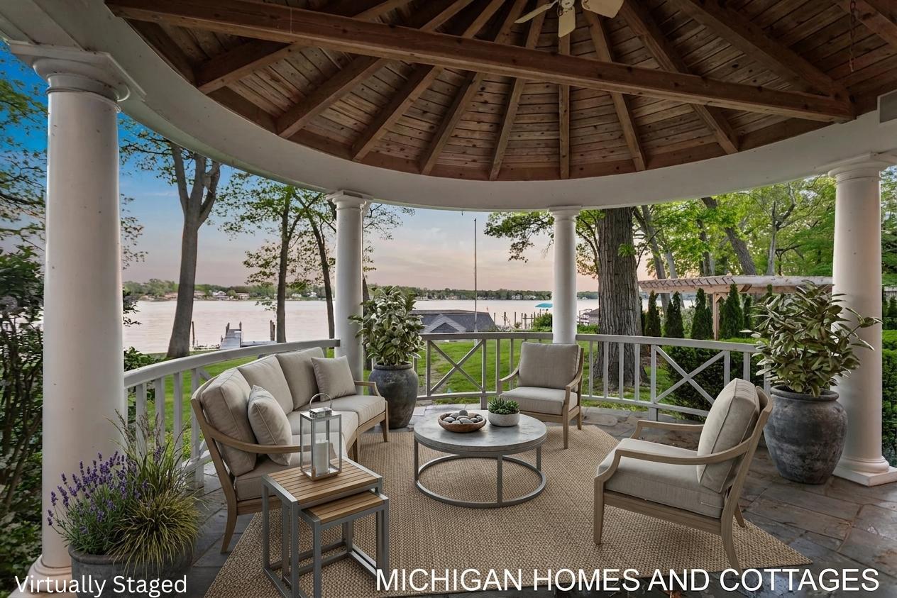714 N Shore Drive