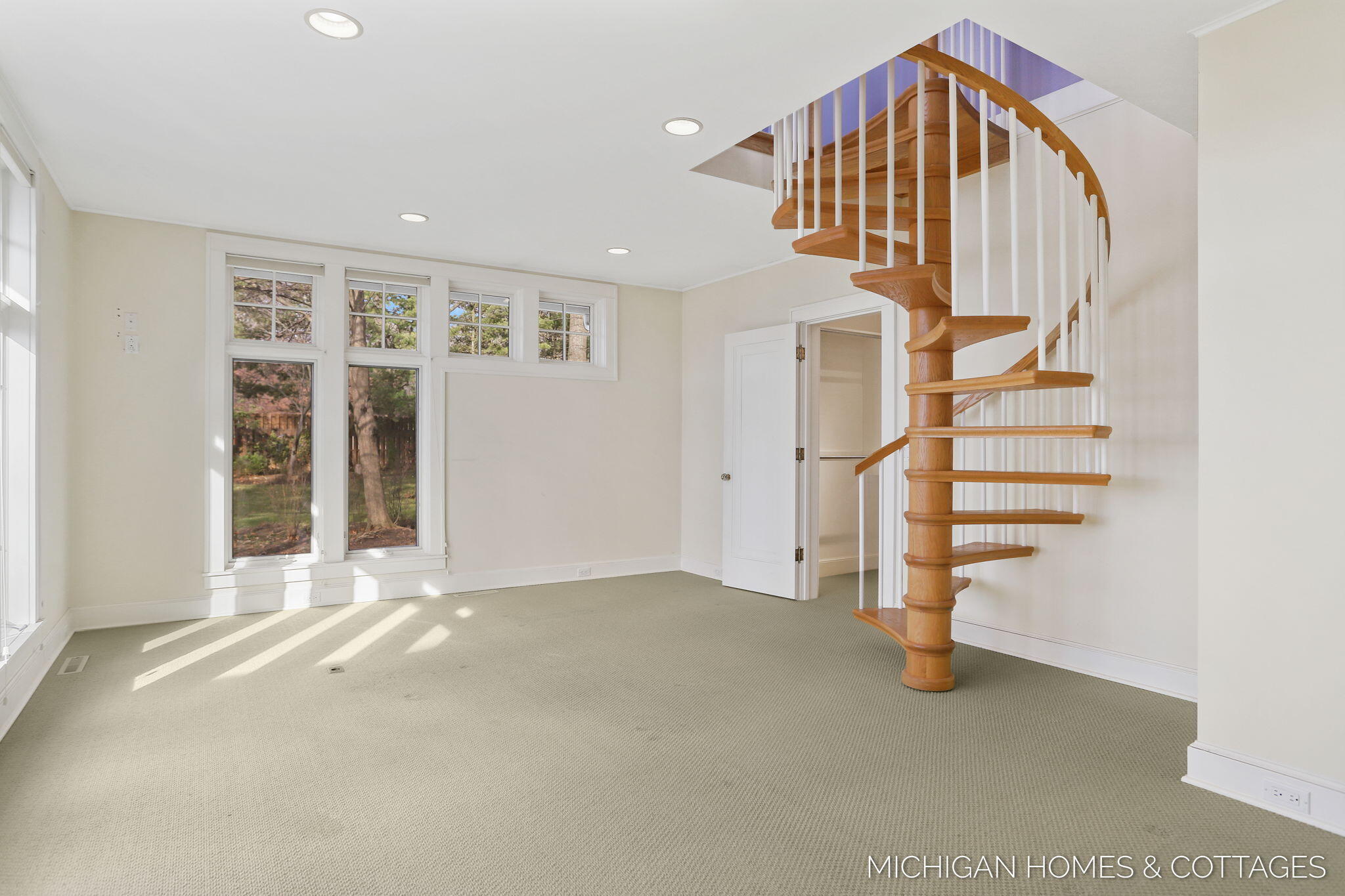 714 N Shore Drive