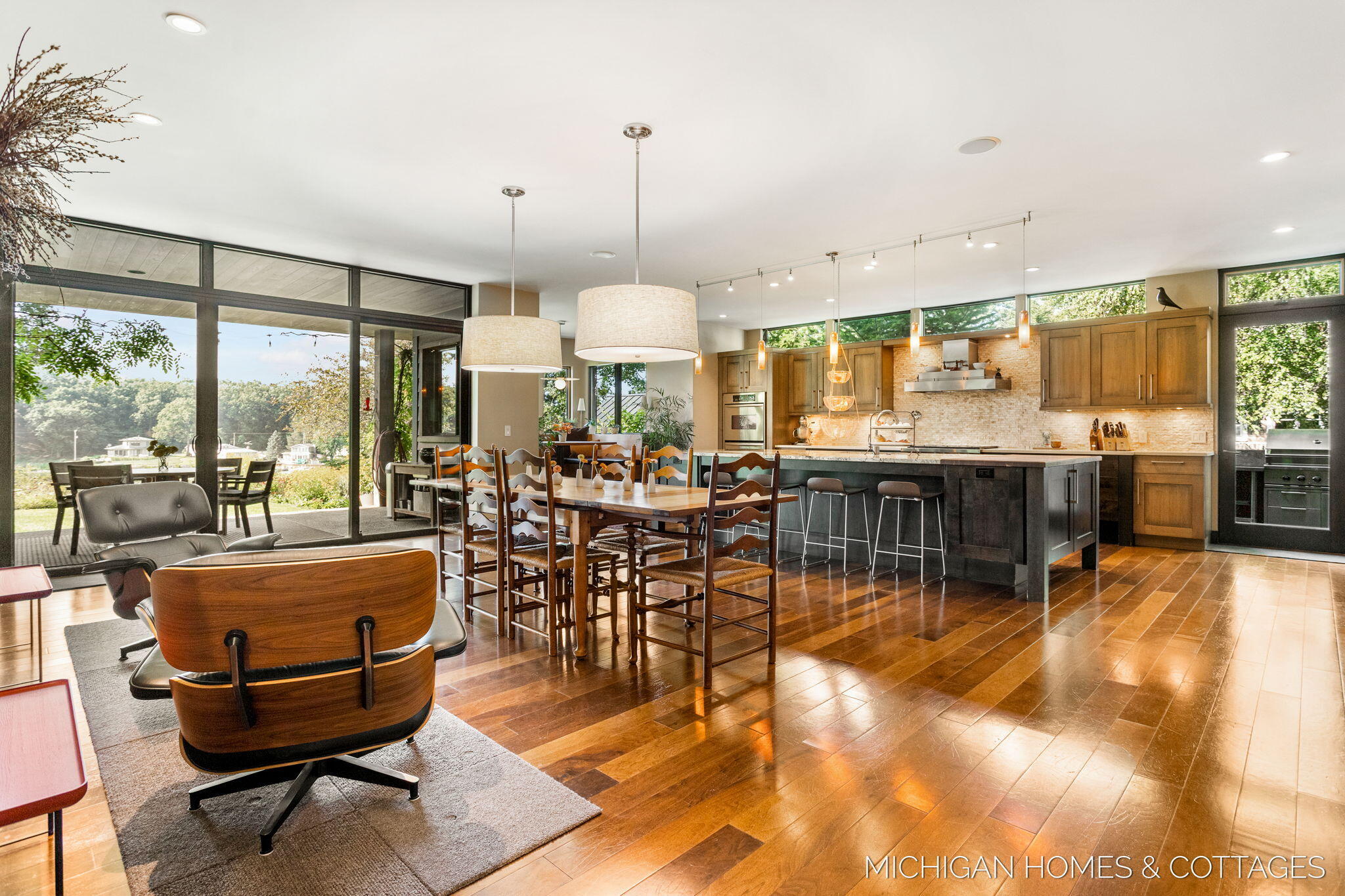 3192 Beach Trail Drive