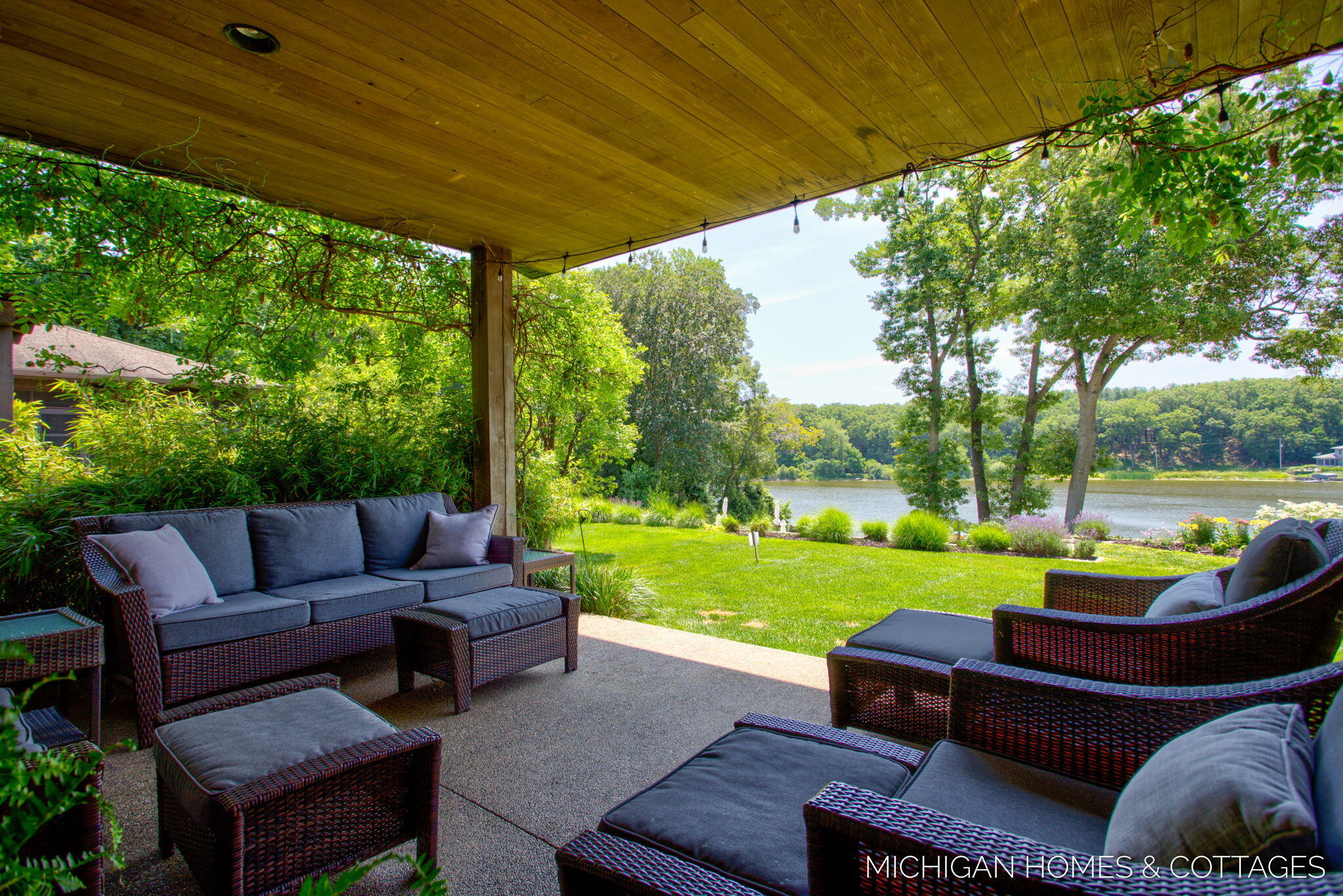 3192 Beach Trail Drive