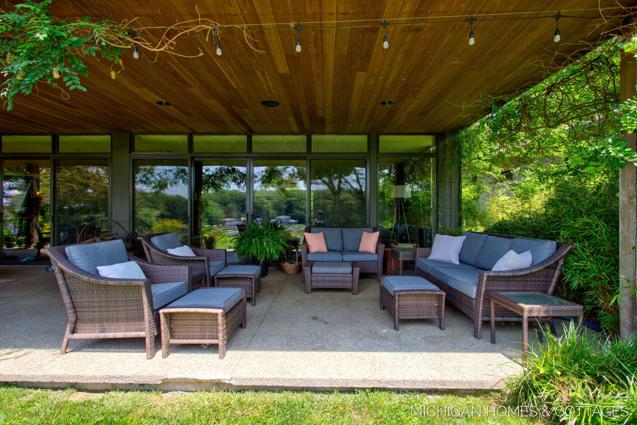 3192 Beach Trail Drive