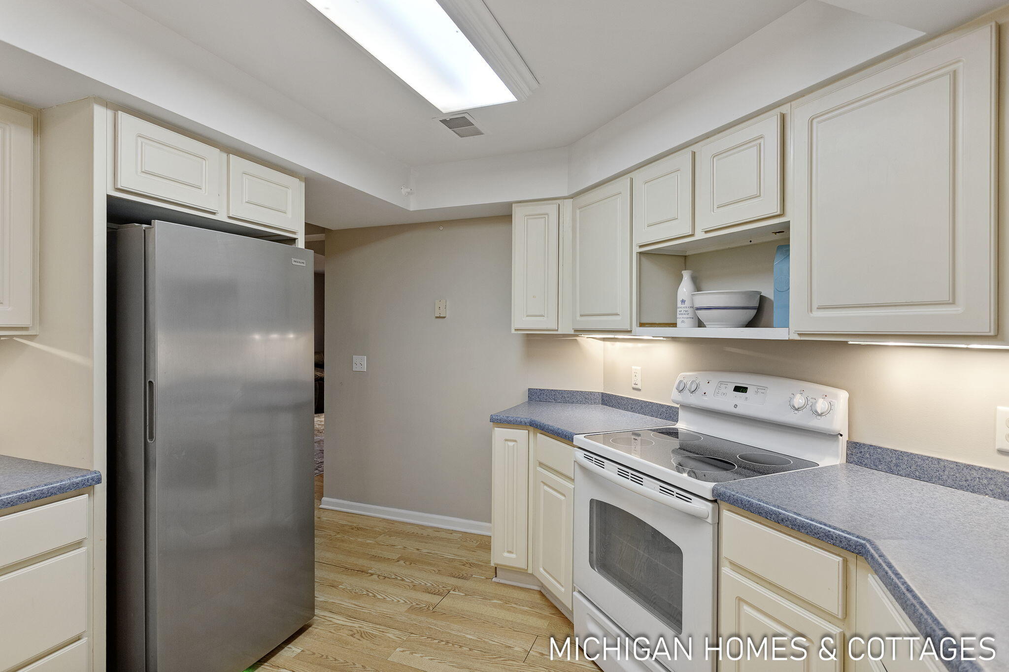 1661 68th Street
