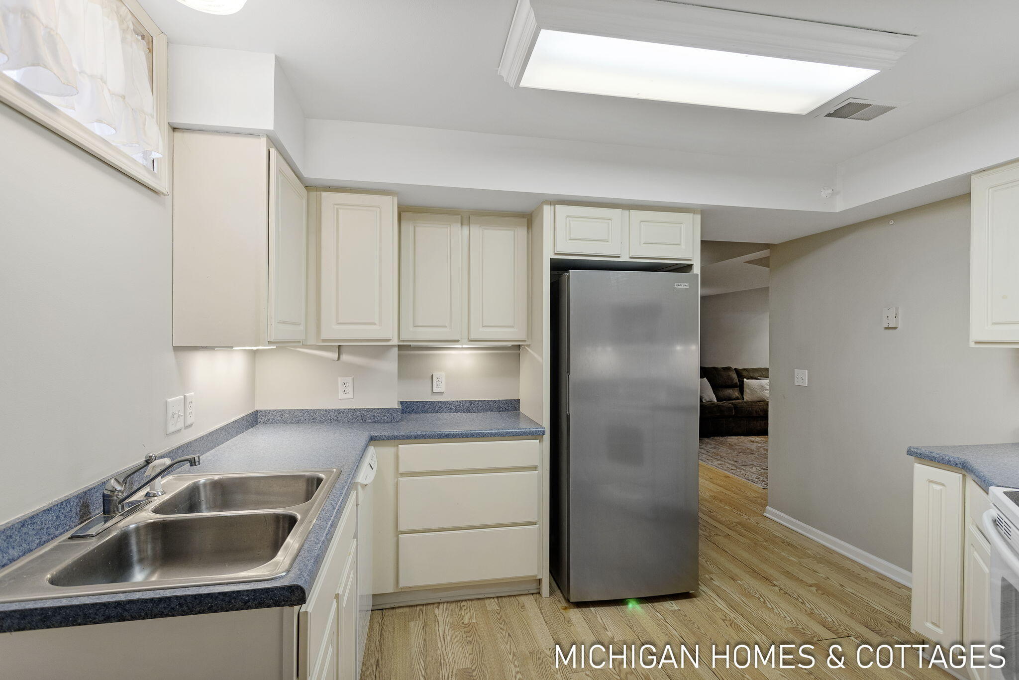1661 68th Street