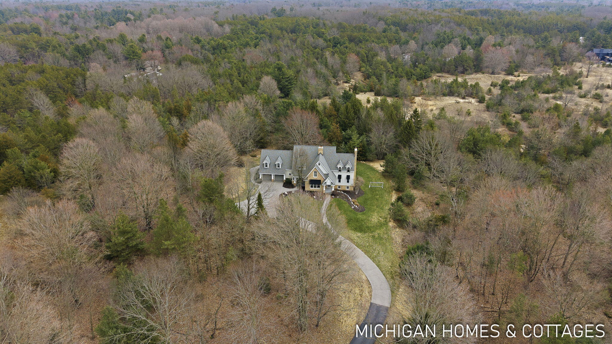 5484 Lakeshore Avenue