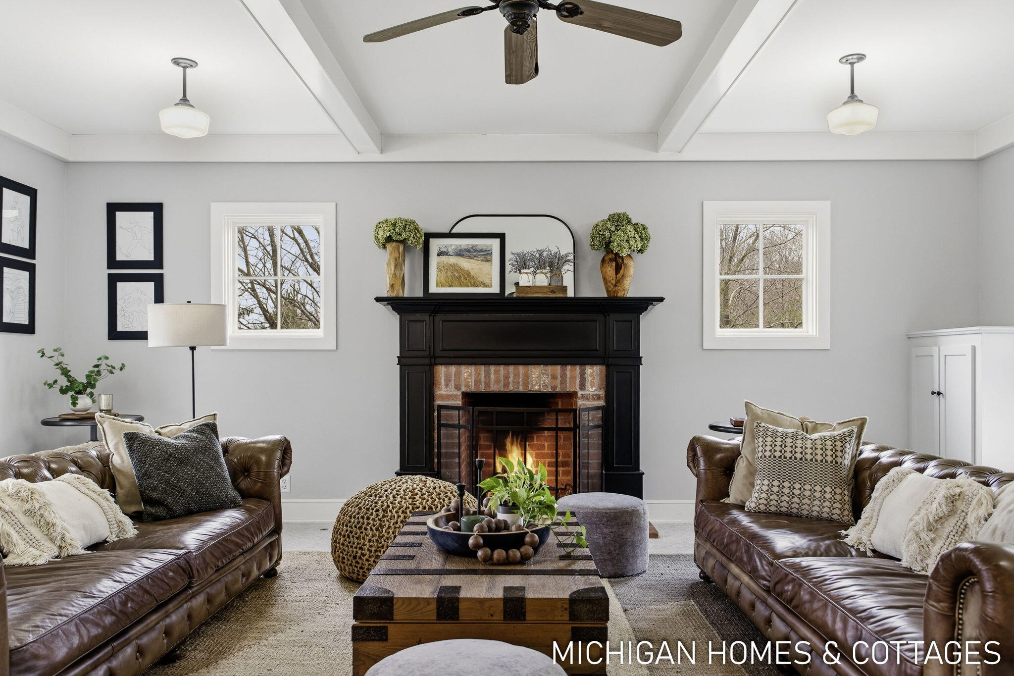 5484 Lakeshore Avenue