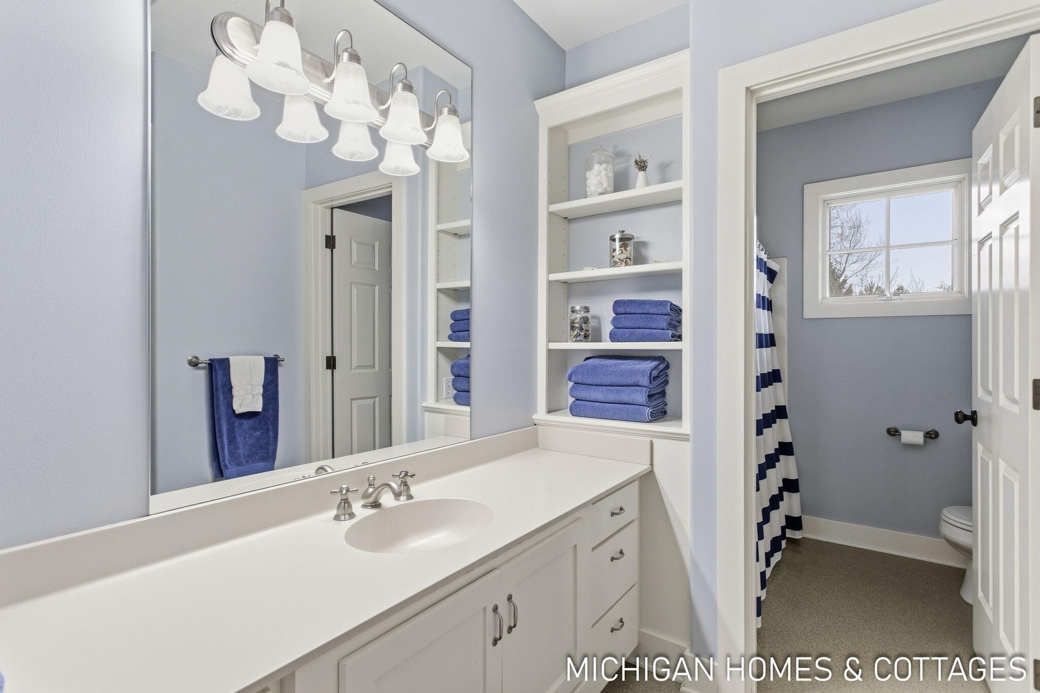 5484 Lakeshore Avenue