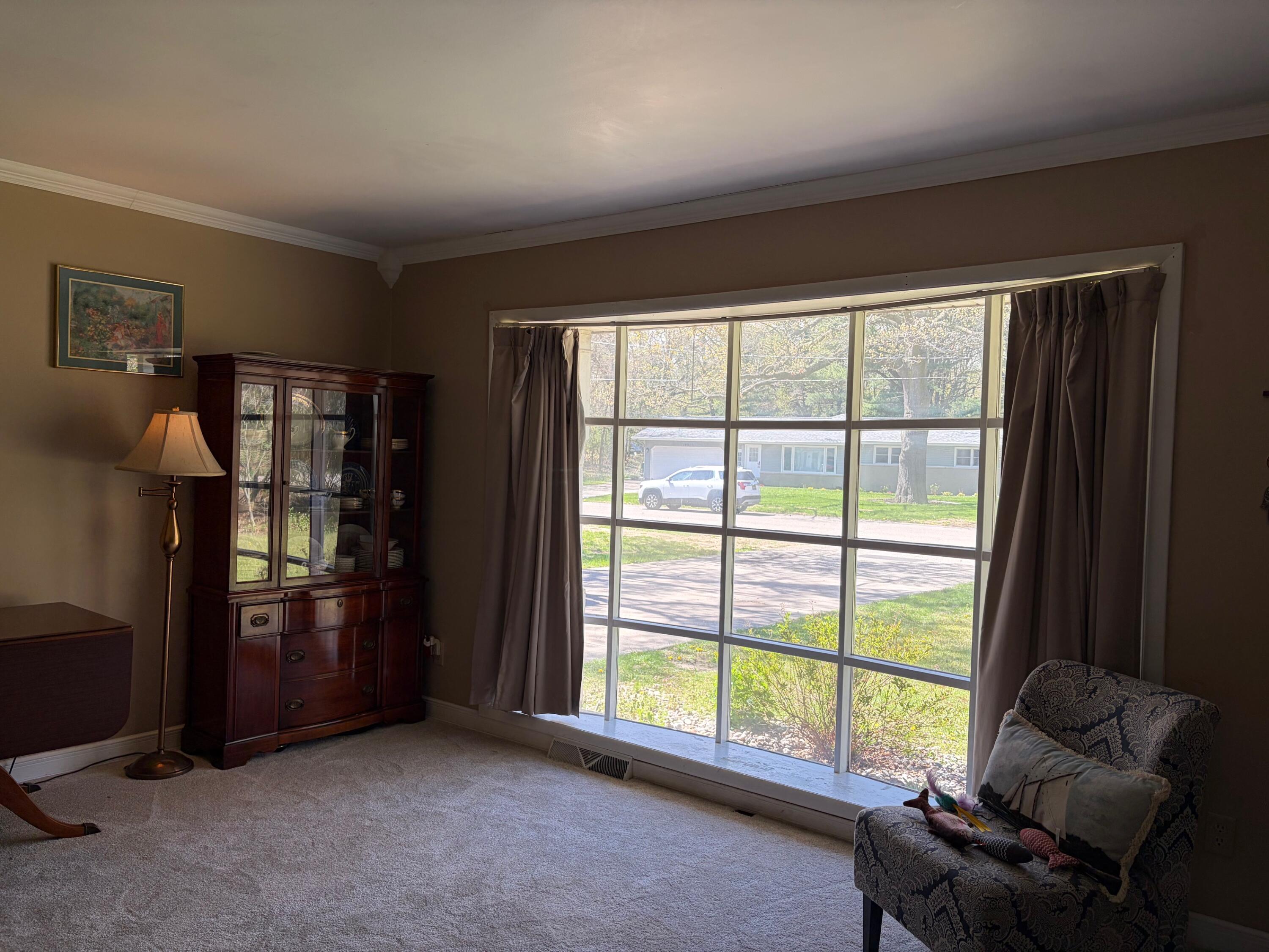 1980 Lake Breeze Drive