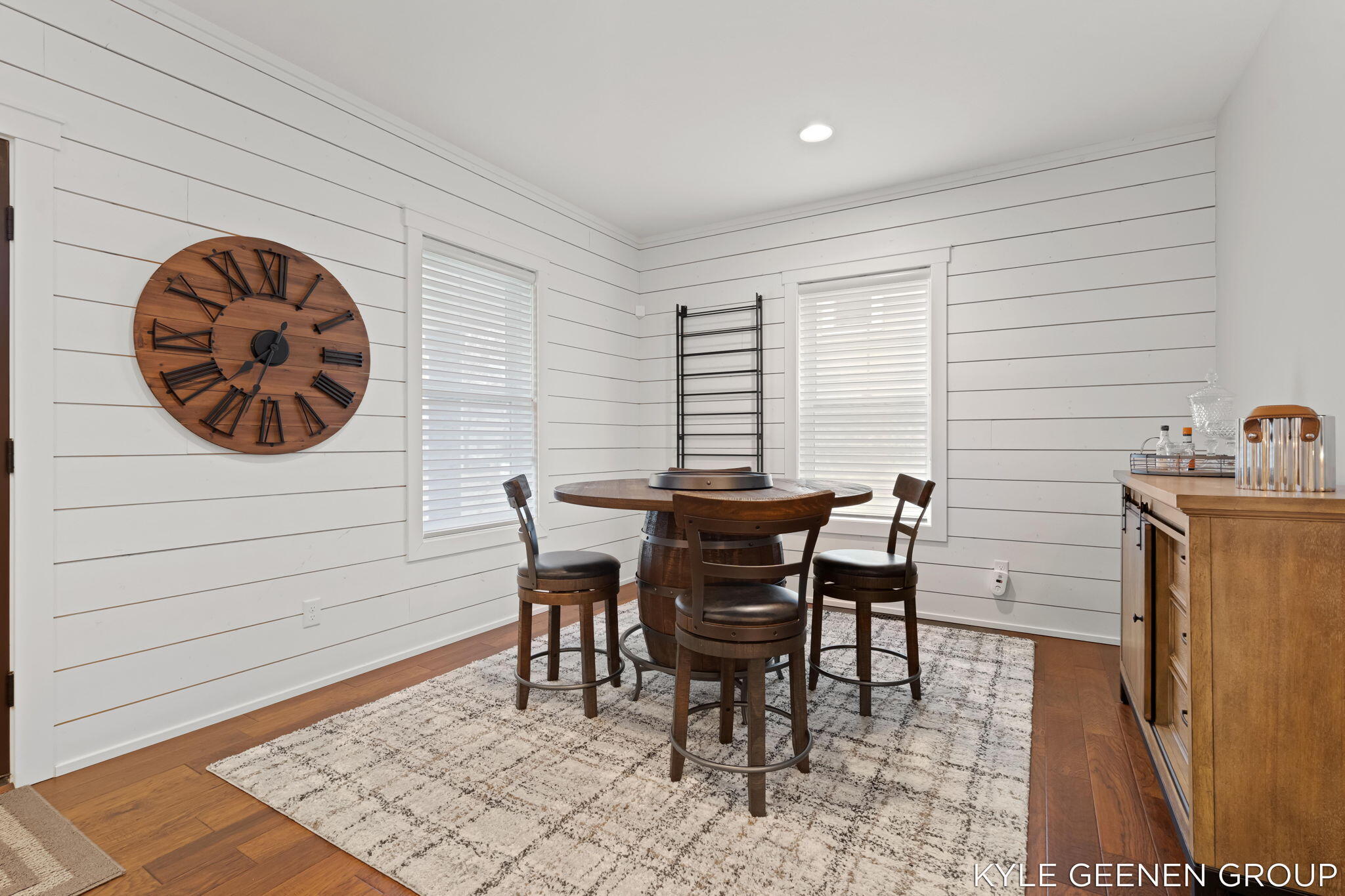 140 W 10th Street