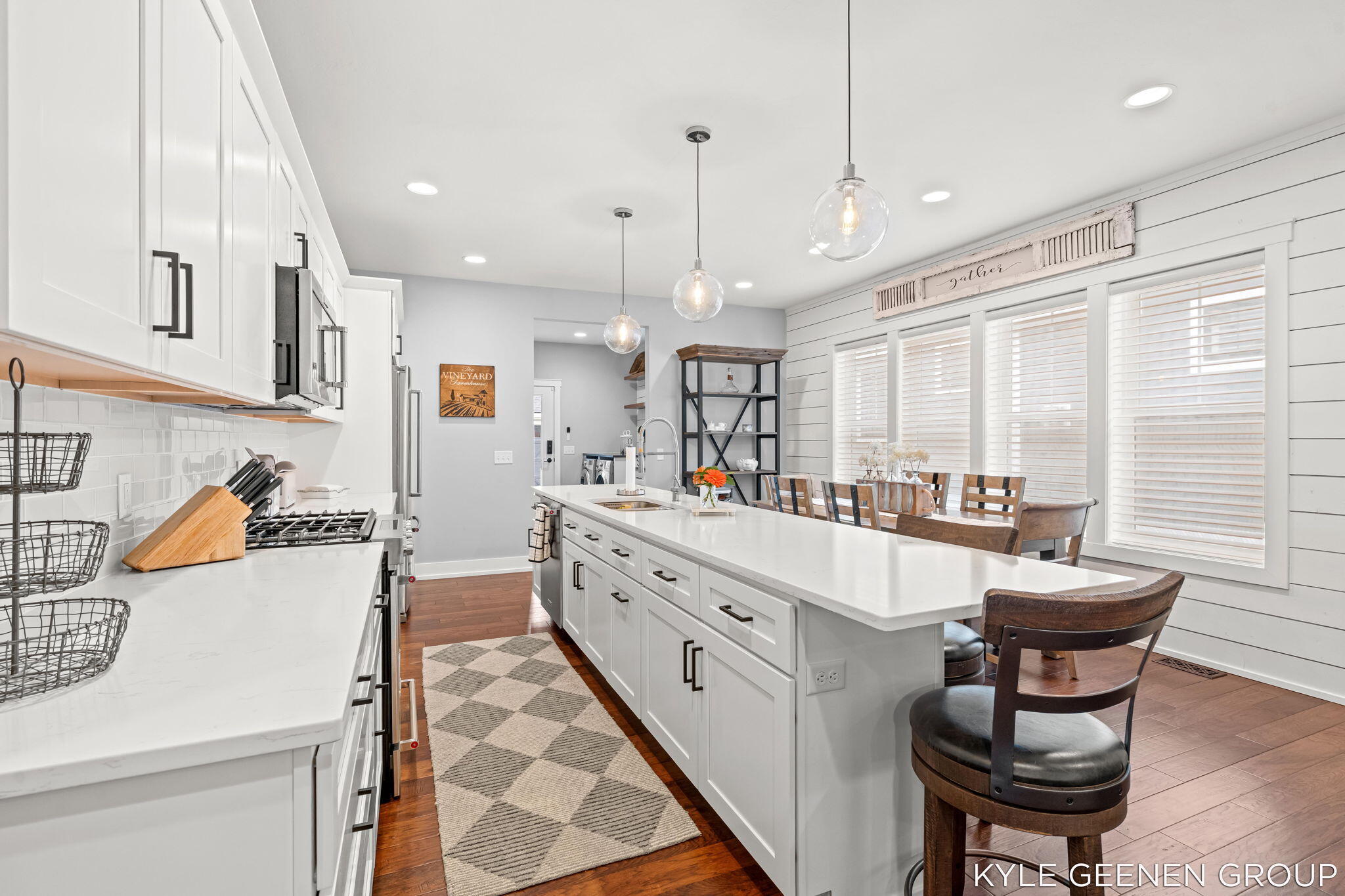 140 W 10th Street