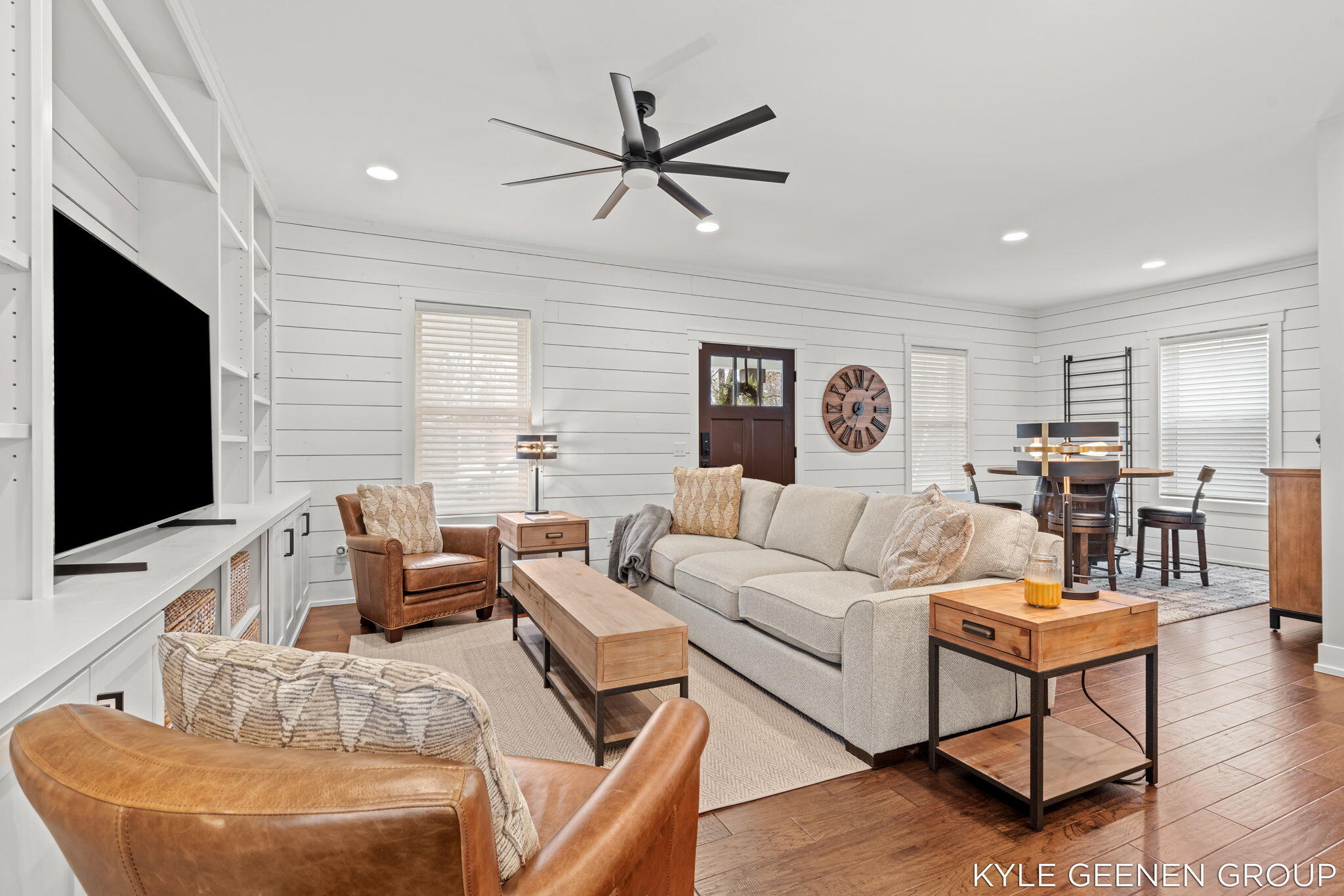 140 W 10th Street