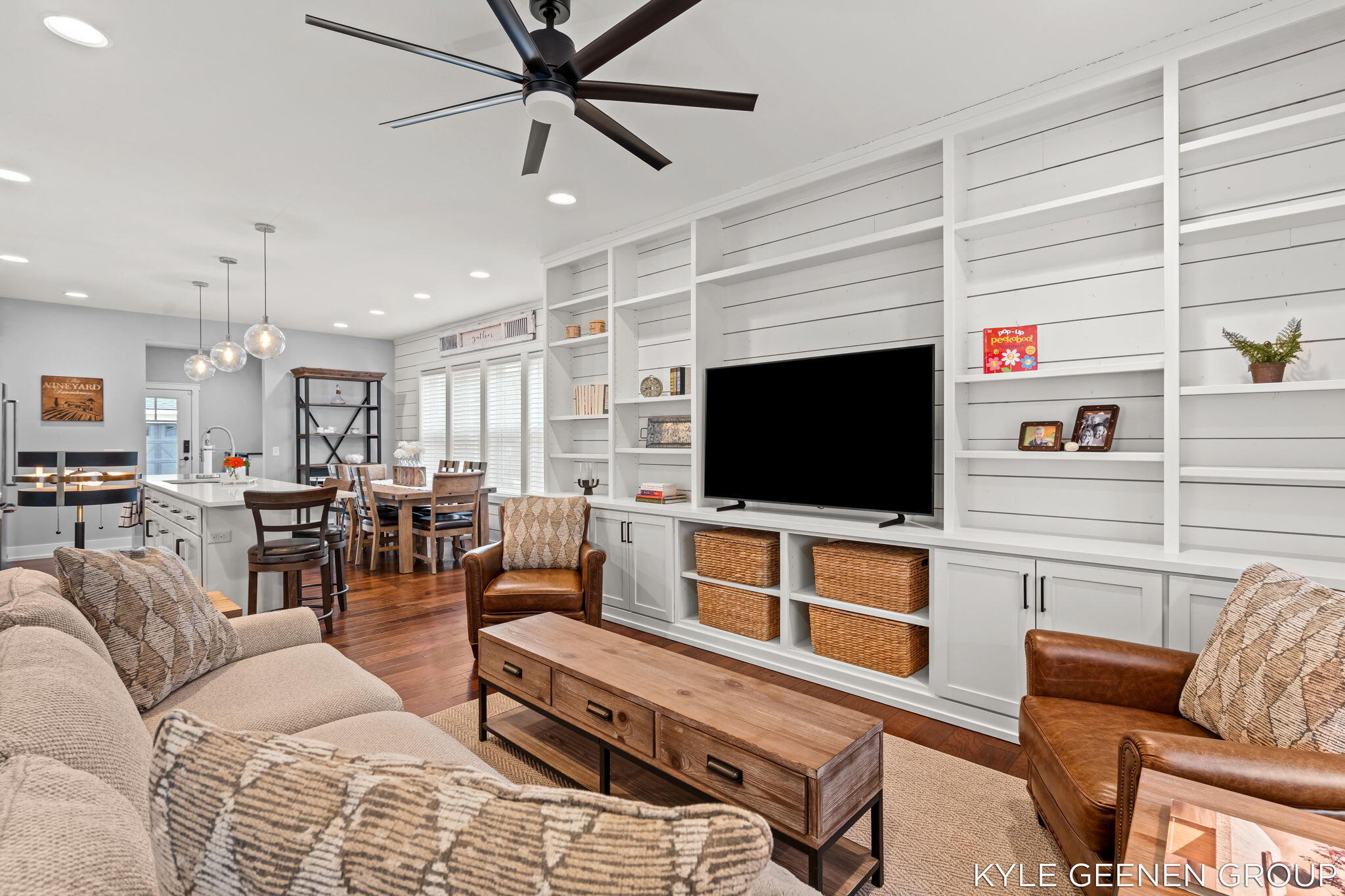 140 W 10th Street
