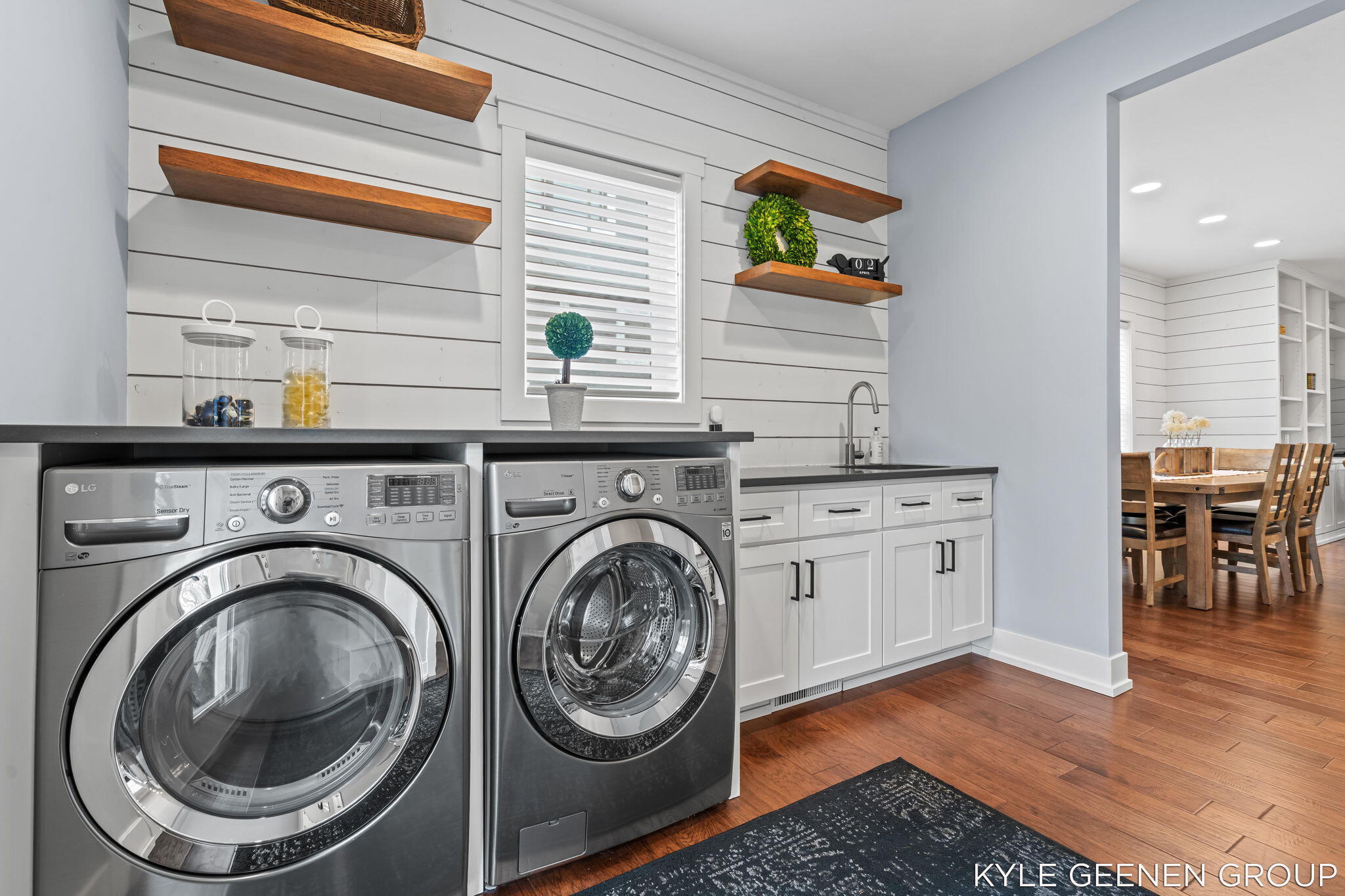 140 W 10th Street
