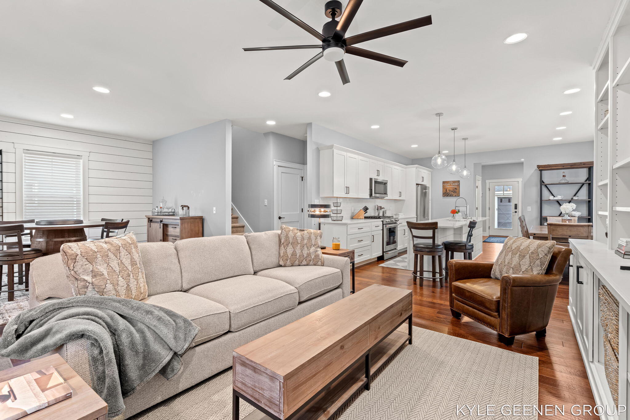 140 W 10th Street