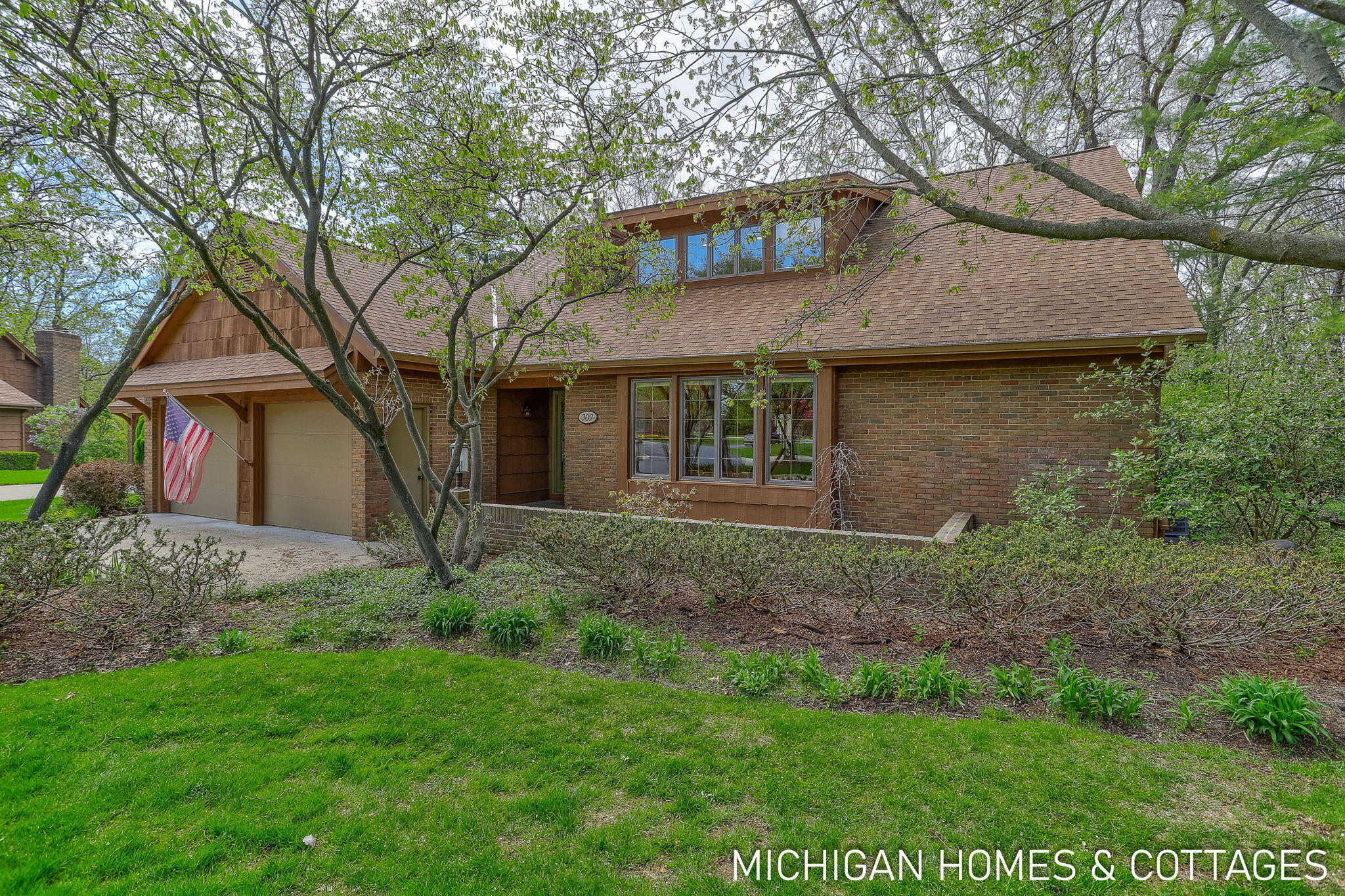 309 Glen Garry Court