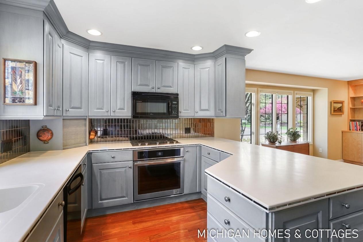 309 Glen Garry Court