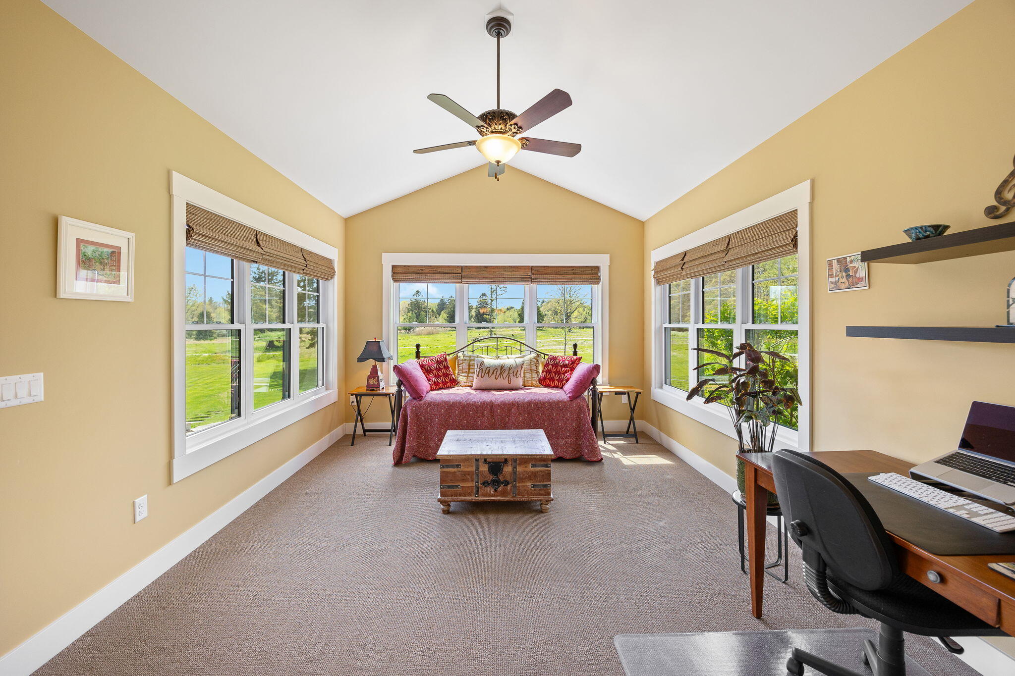719 Golfview Drive