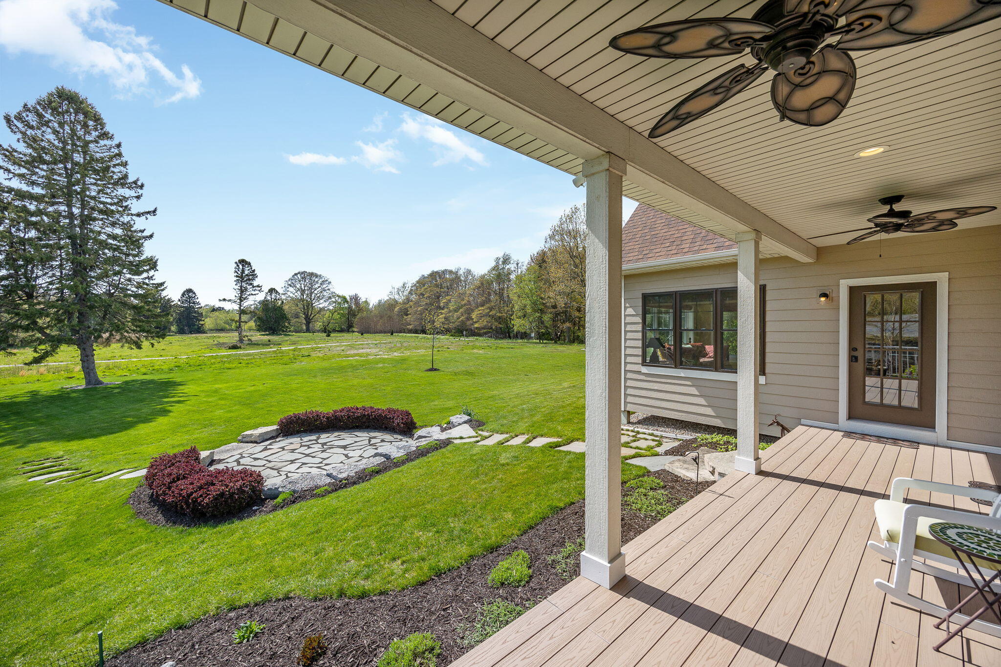 719 Golfview Drive