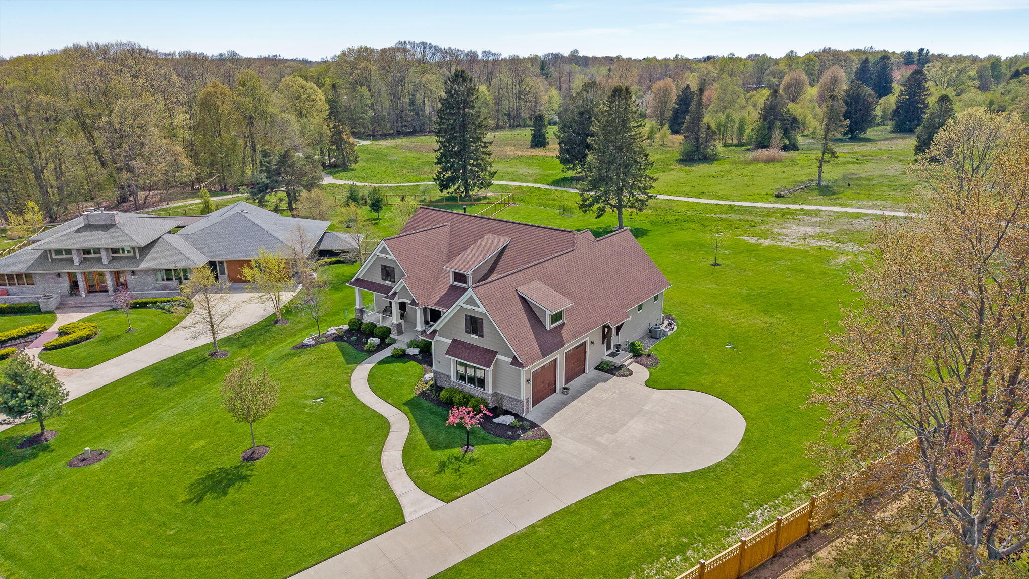 719 Golfview Drive