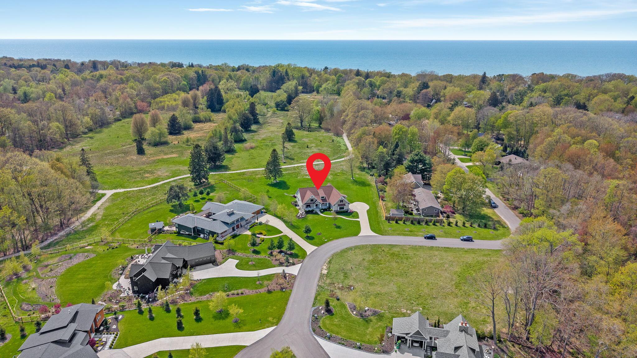 719 Golfview Drive