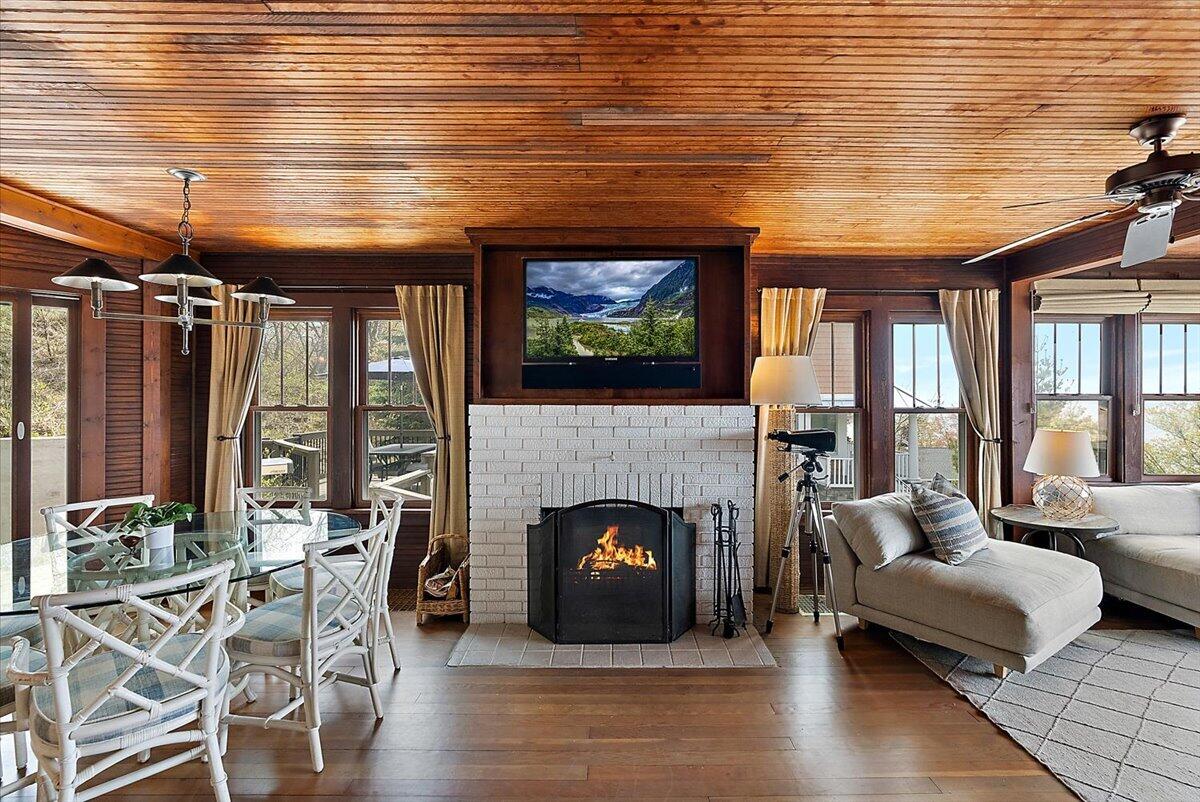 2448 Bluebell Court