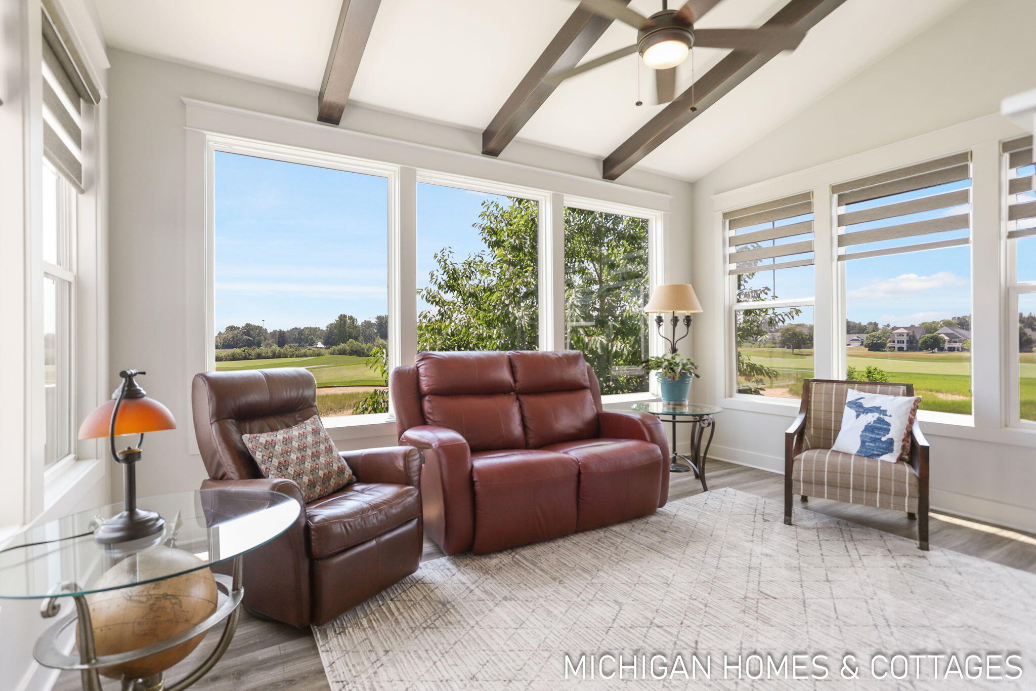 4401 Grand Point