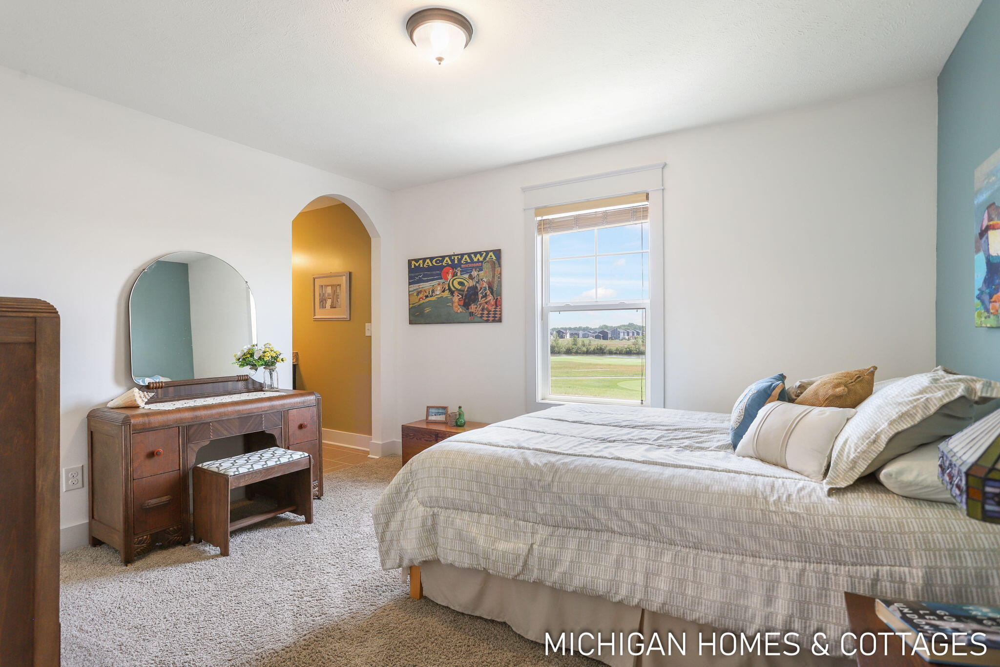 4401 Grand Point