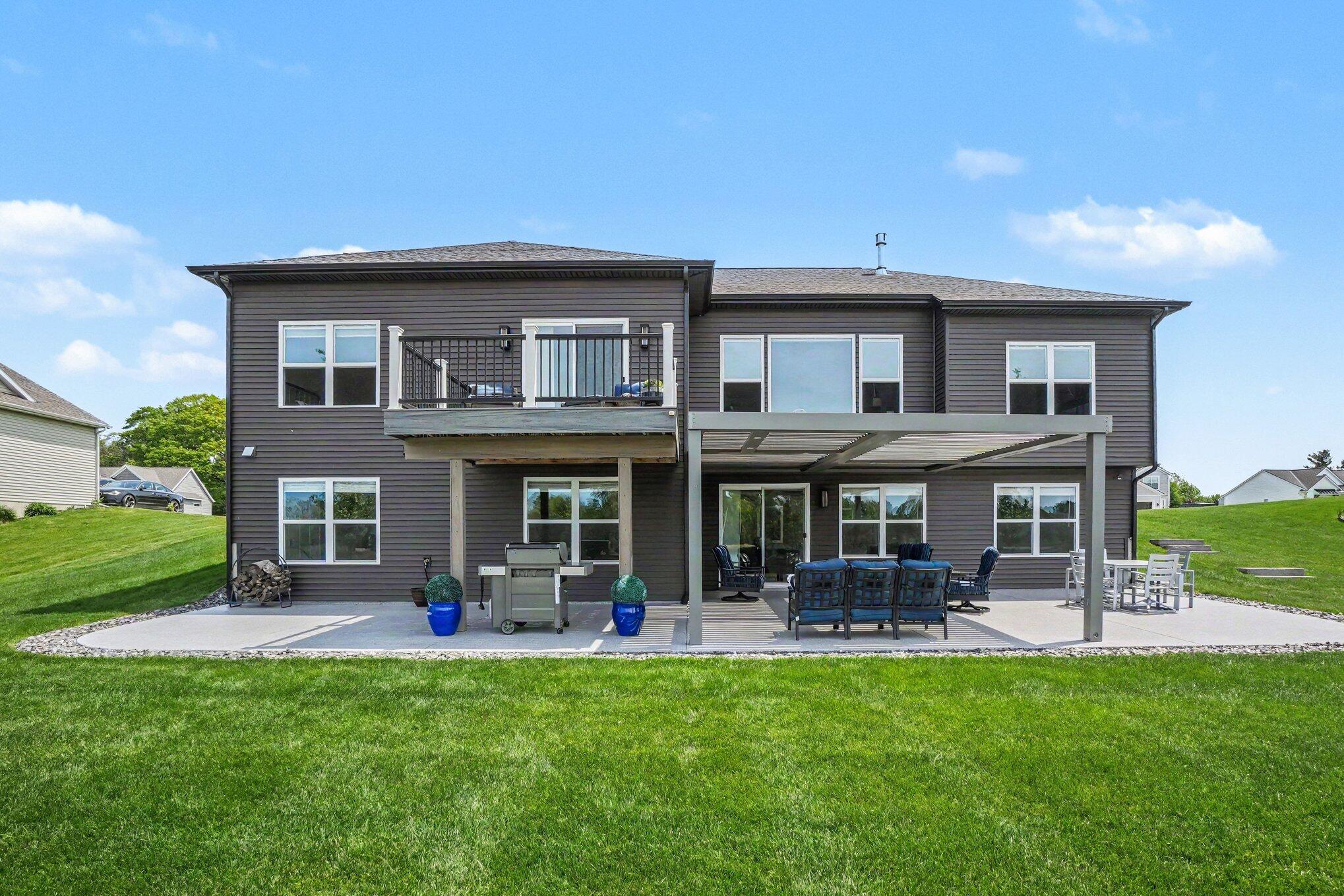 9351 Shoreway Drive