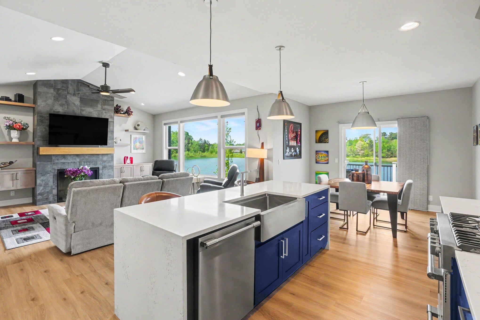 9351 Shoreway Drive