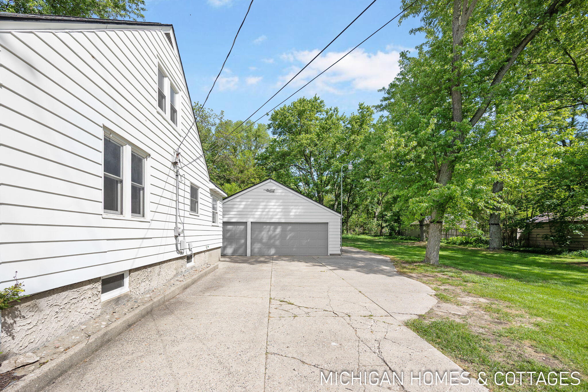 10671 Chicago Drive