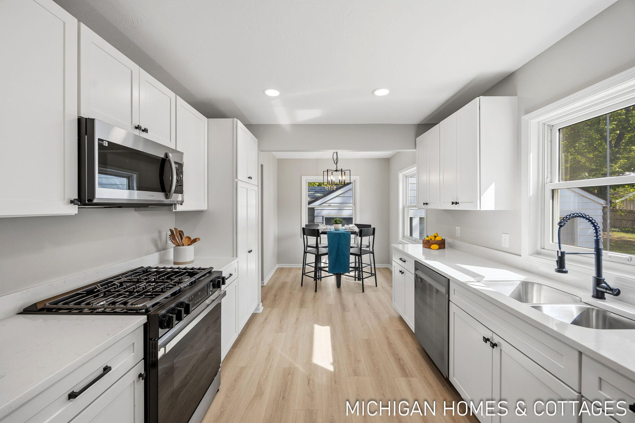 10671 Chicago Drive