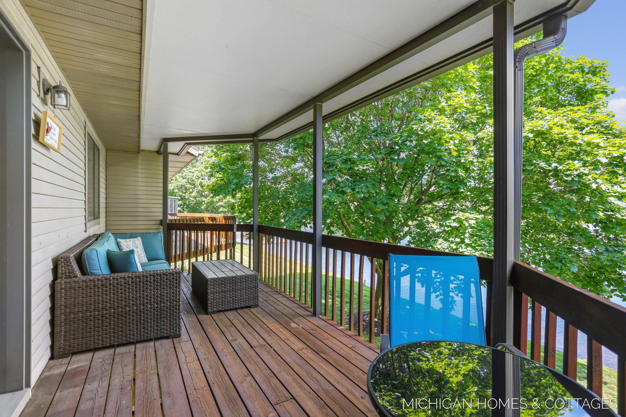 1644 Lakeview Drive