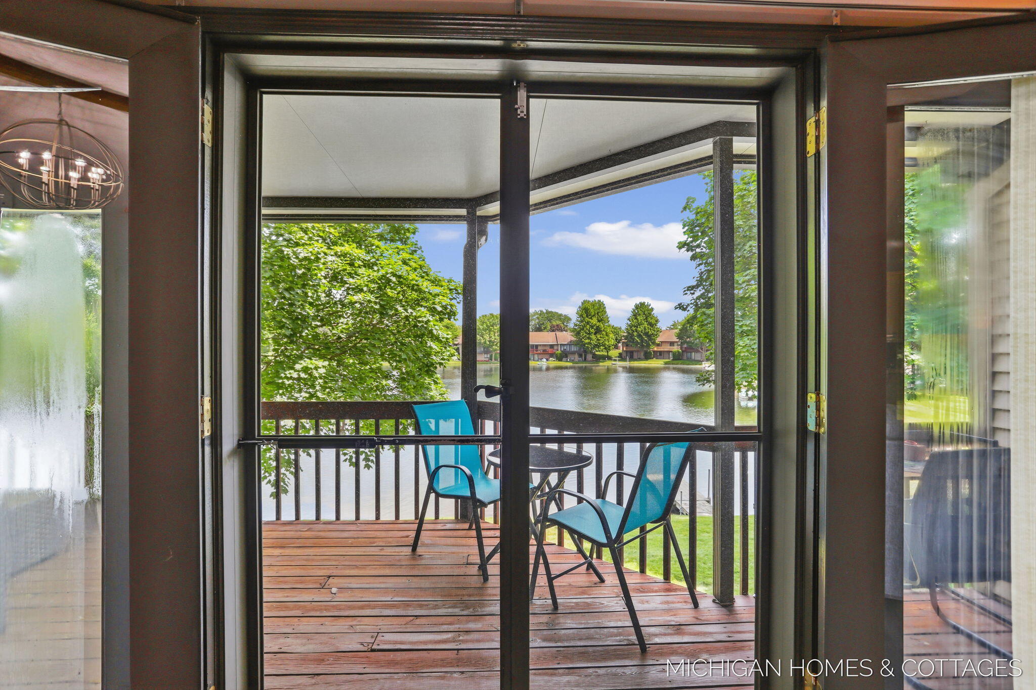 1644 Lakeview Drive