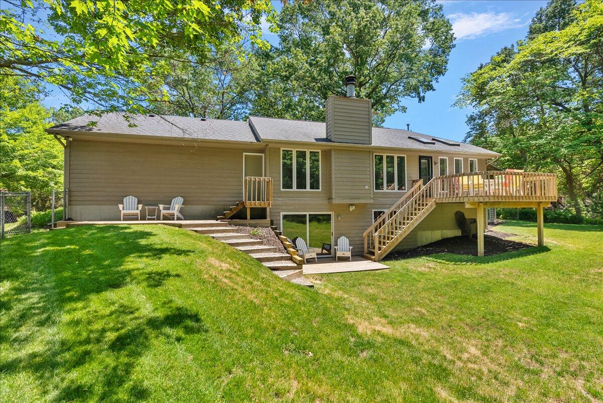 368 S Lakeshore Drive