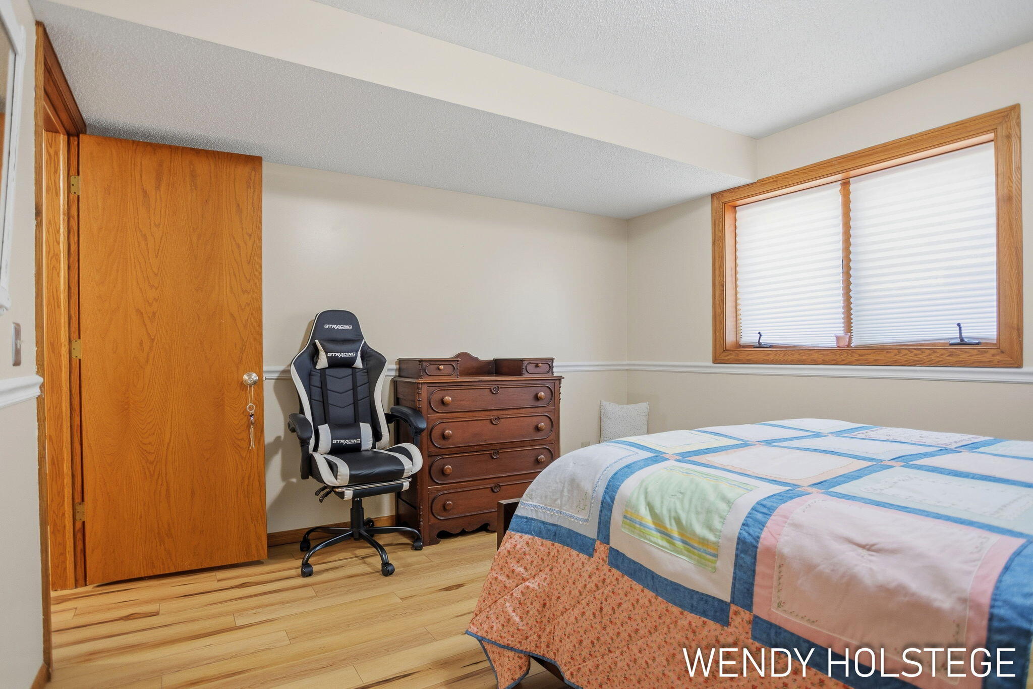 2135 Lakeridge Drive
