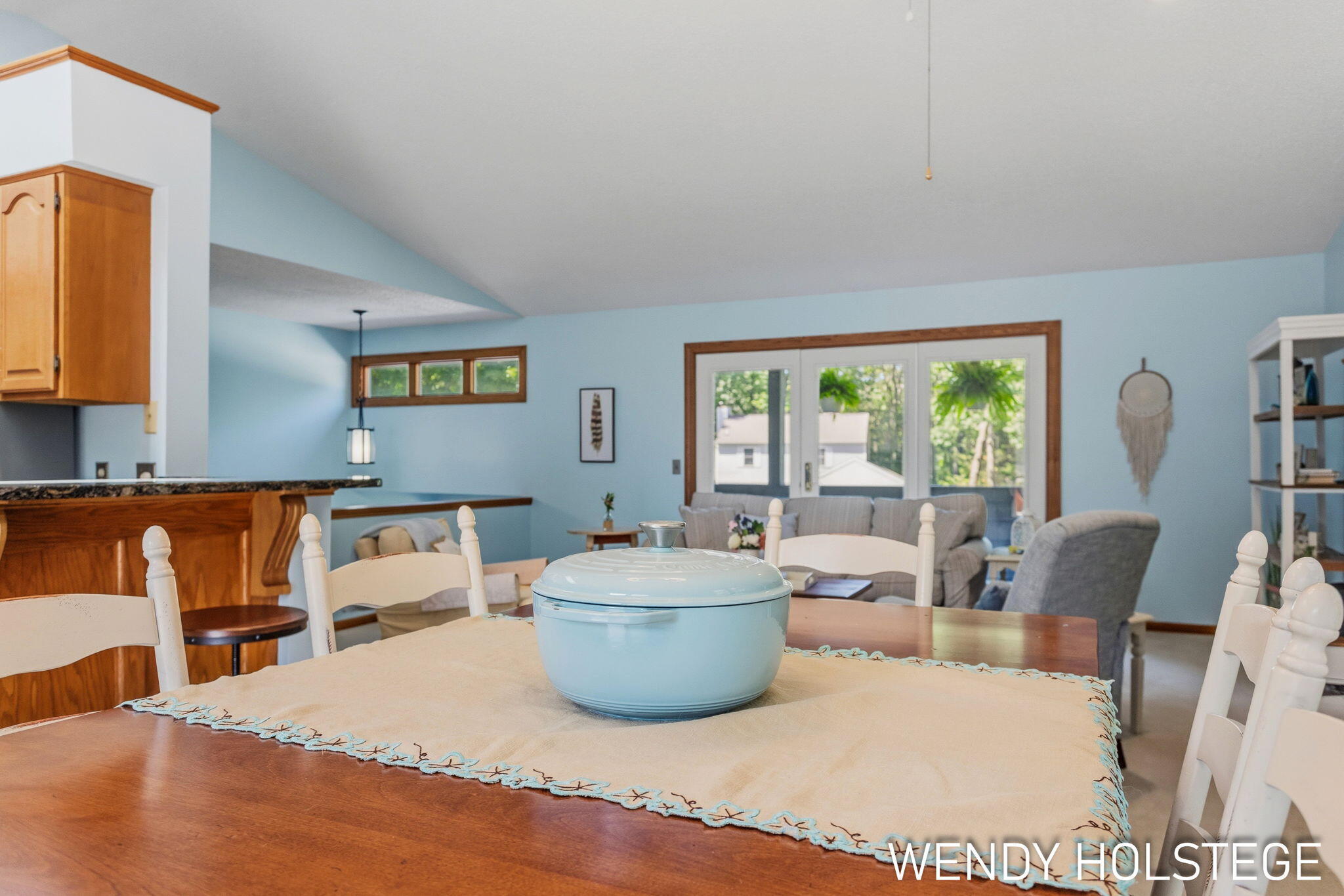 2135 Lakeridge Drive