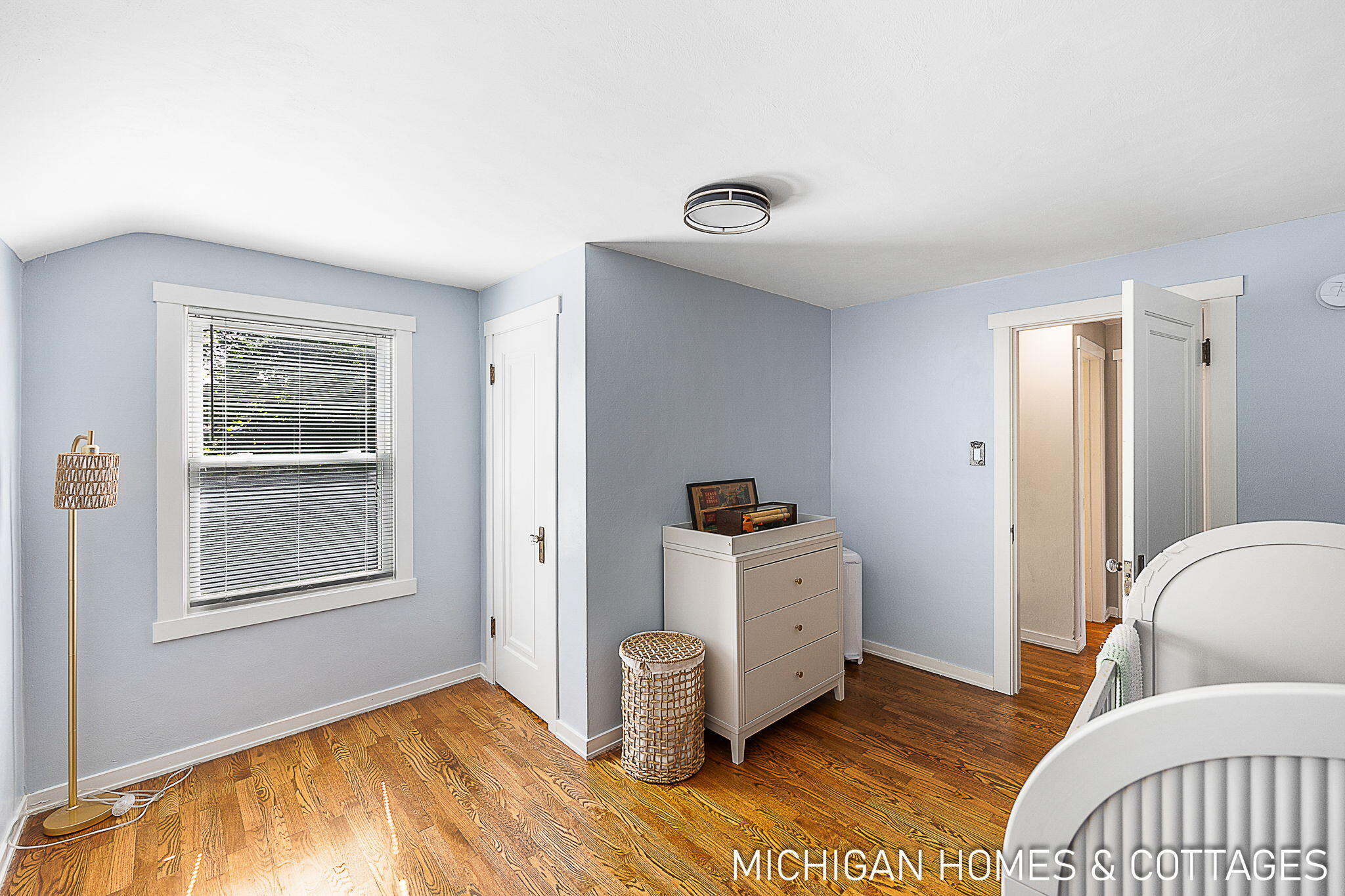 52 W 27th Street
