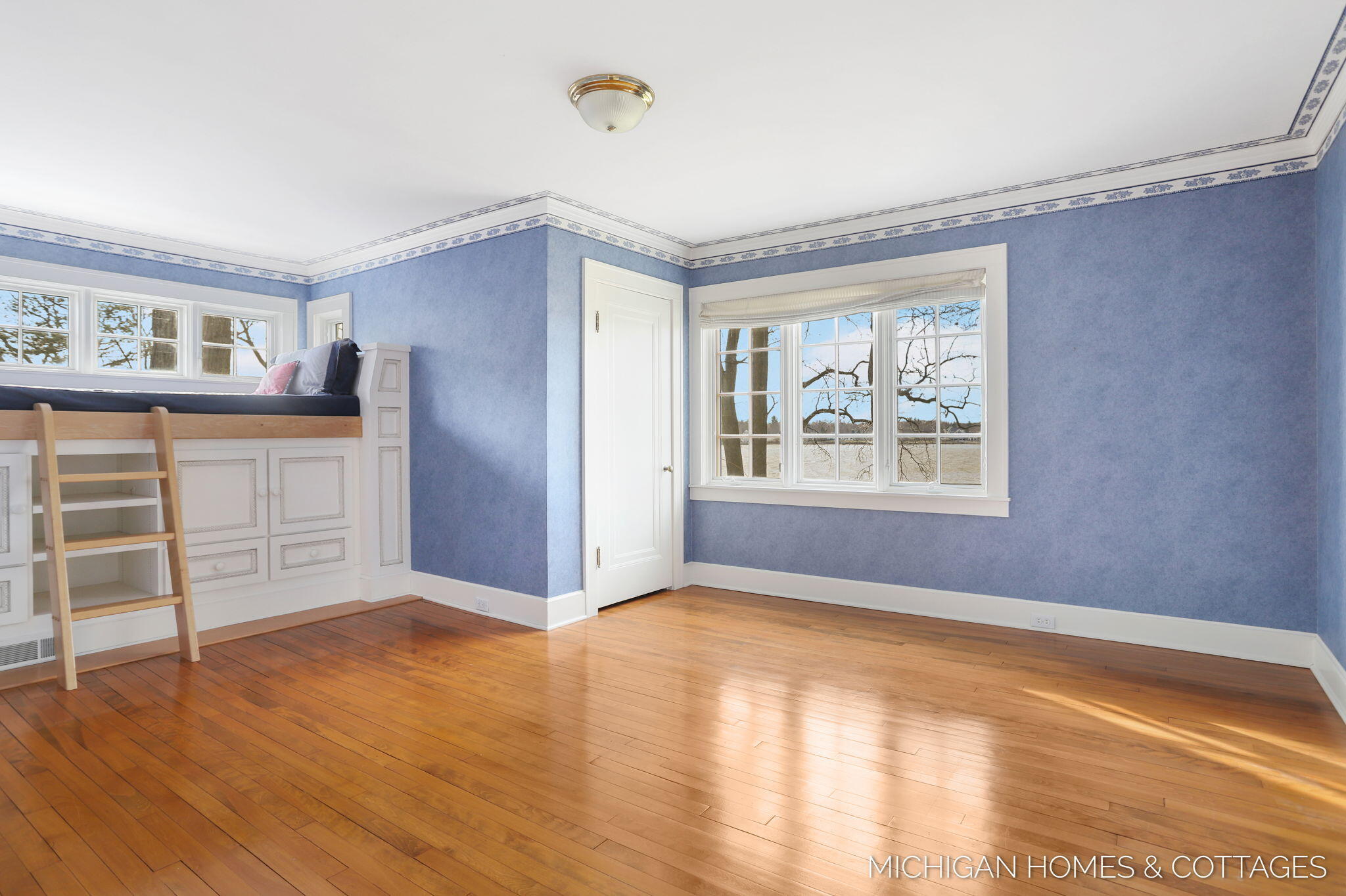 714 N Shore Drive