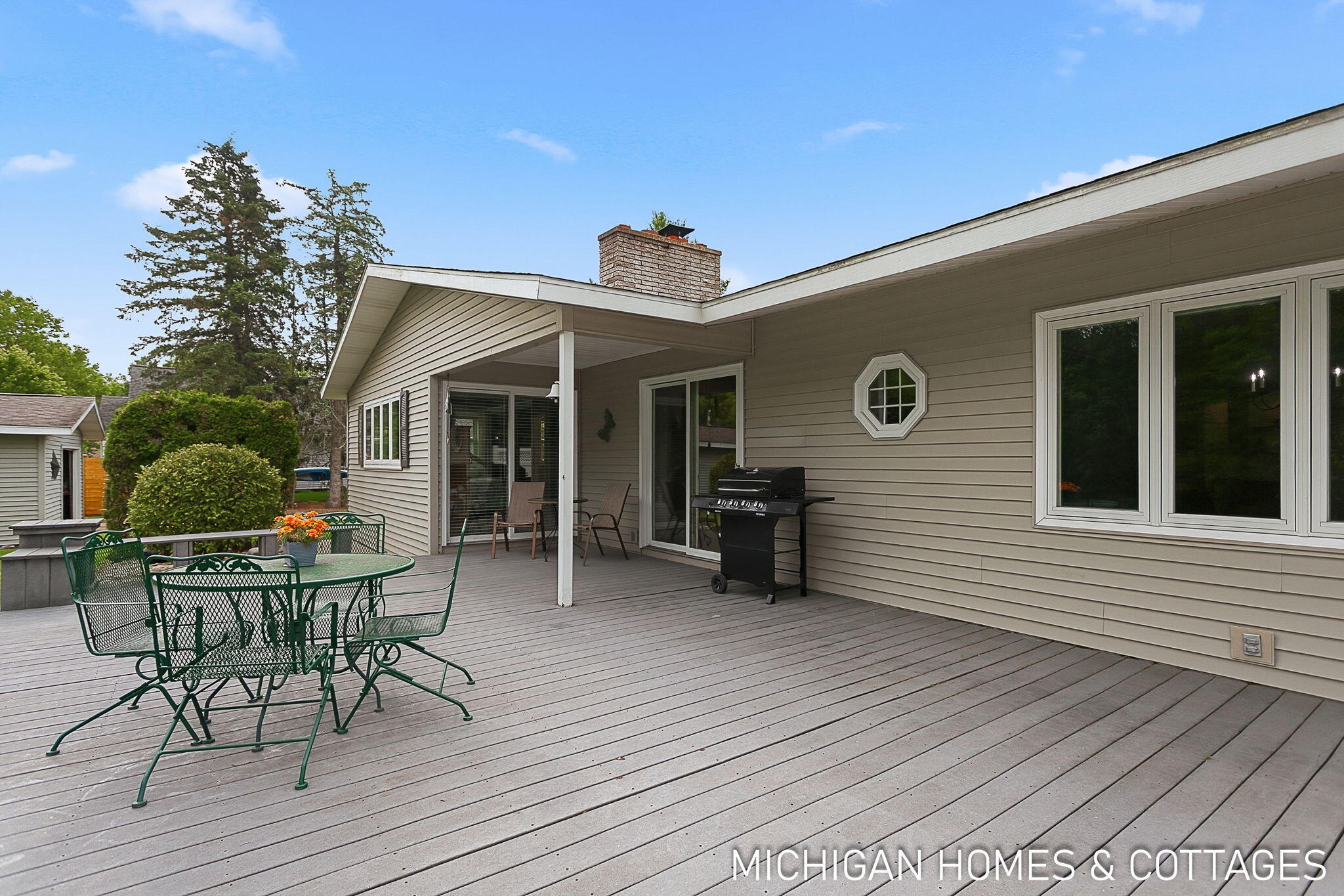 593 Alice Avenue