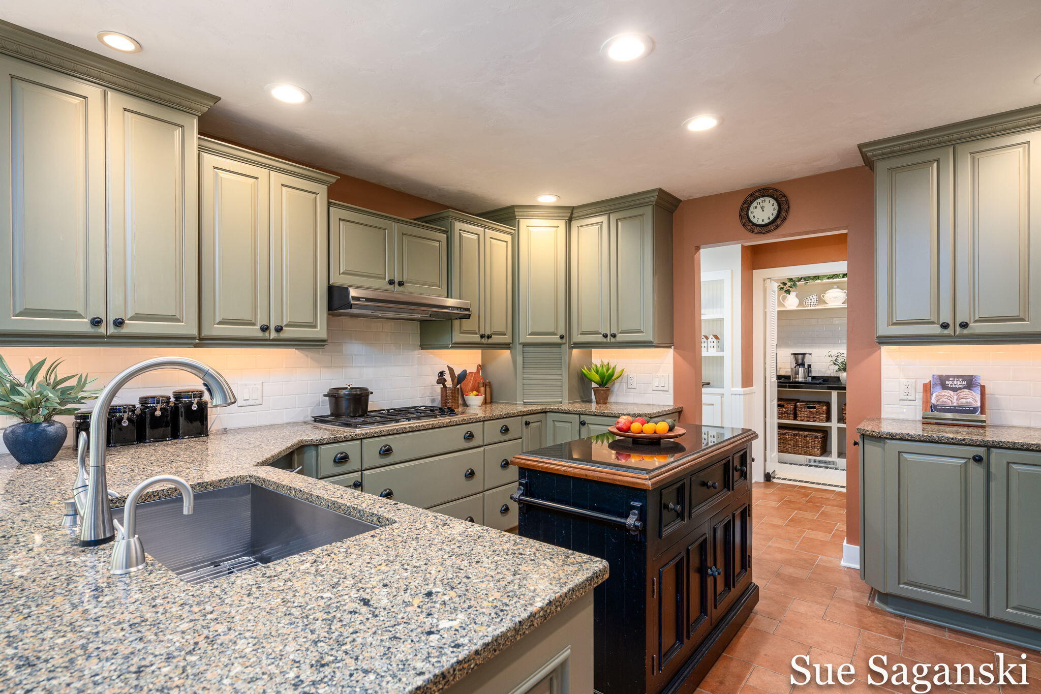 6514 Creekwood Drive