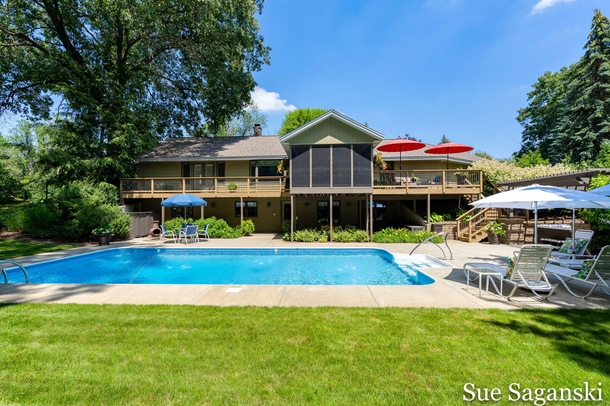6514 Creekwood Drive