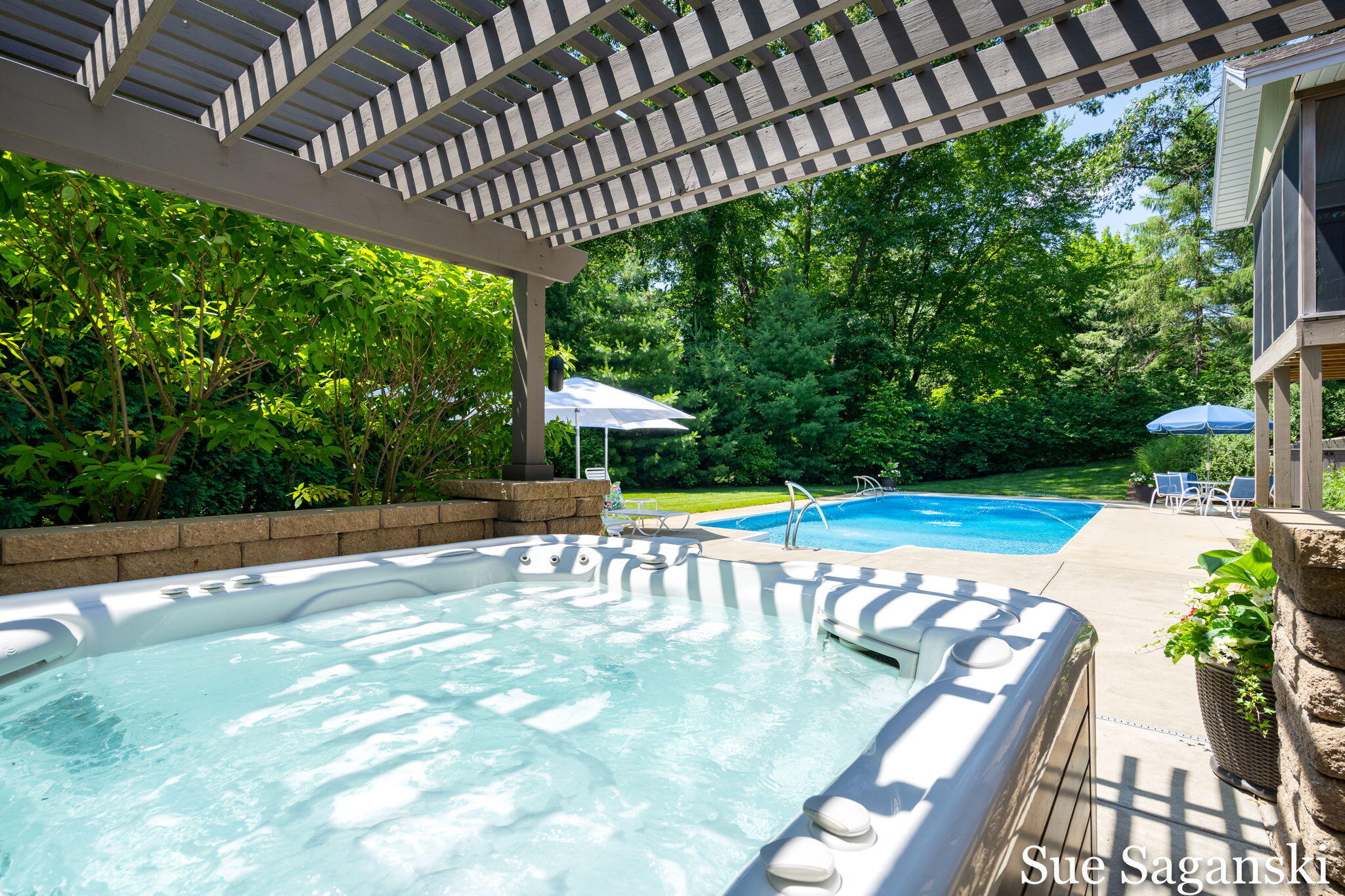 6514 Creekwood Drive