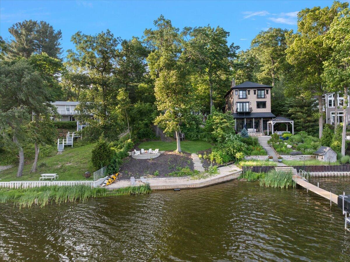6365 WatersEdge Lane