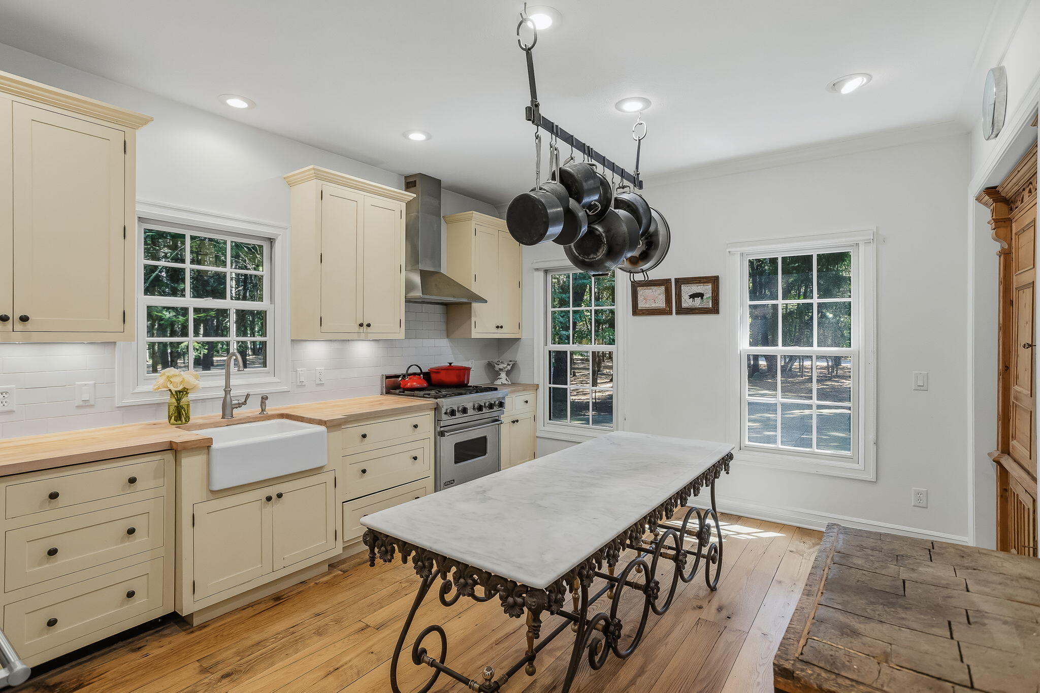6195 Bayou Trail