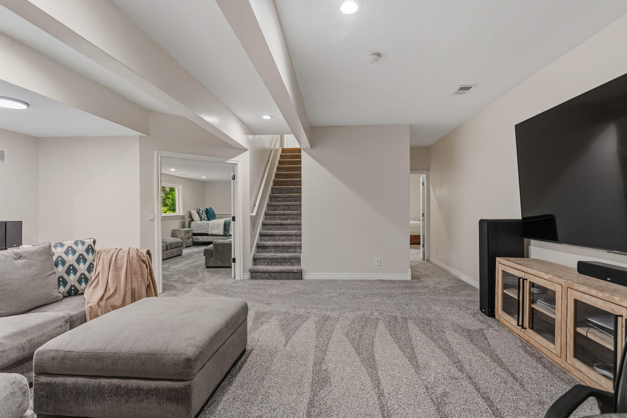 401 Erin Isle Court