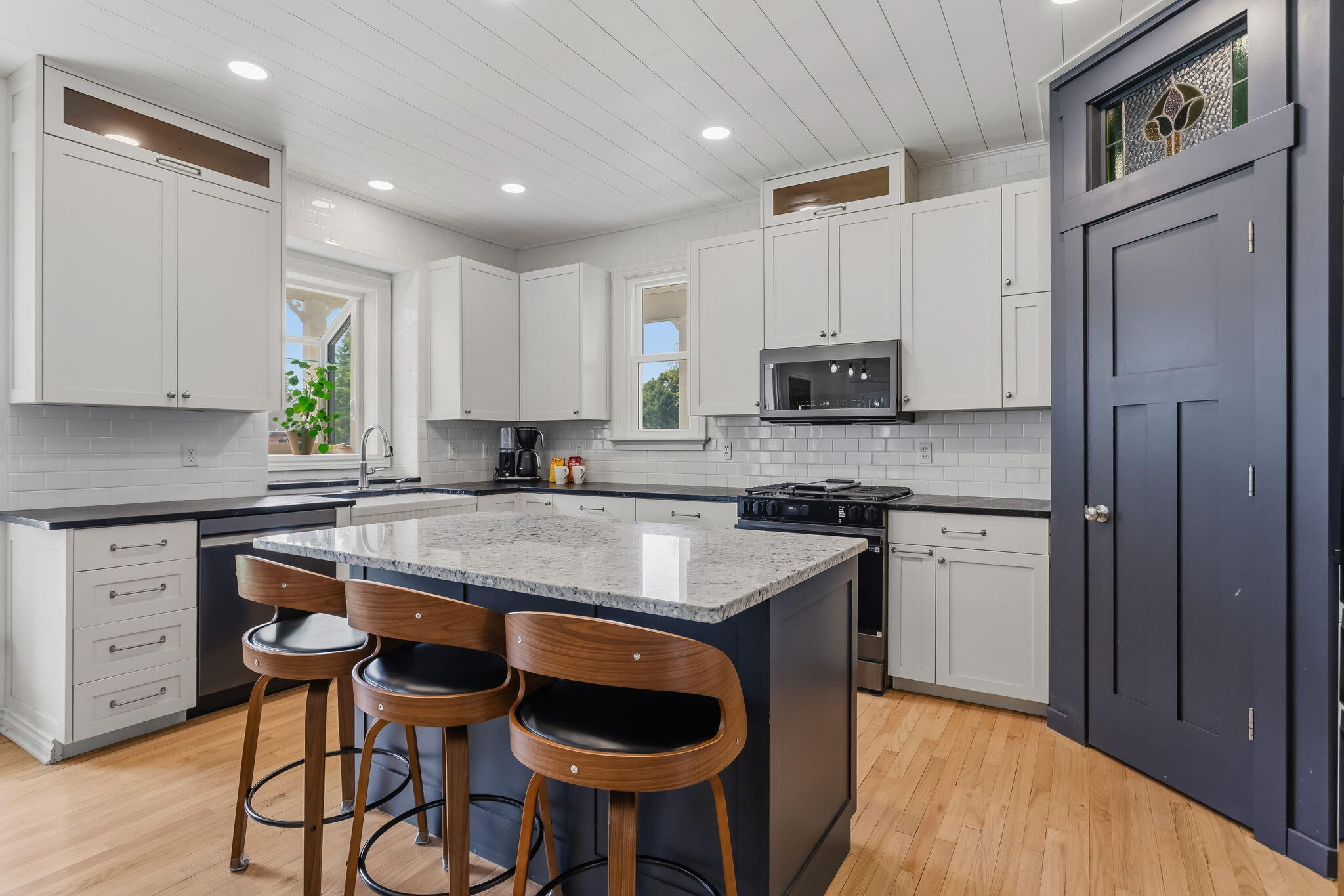 401 Erin Isle Court